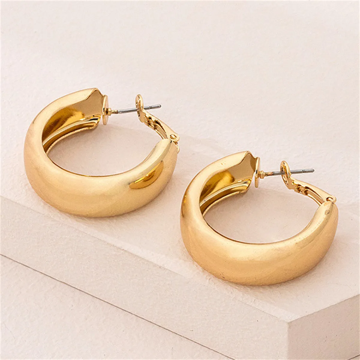 18K Gold-Plated Thick Hoop Earrings