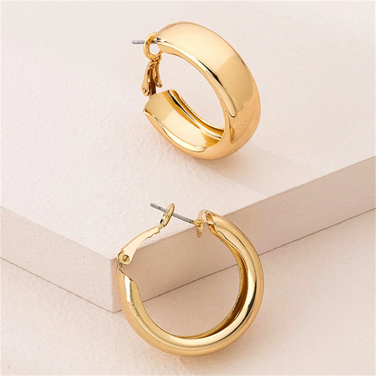 18K Gold-Plated Thick Hoop Earrings