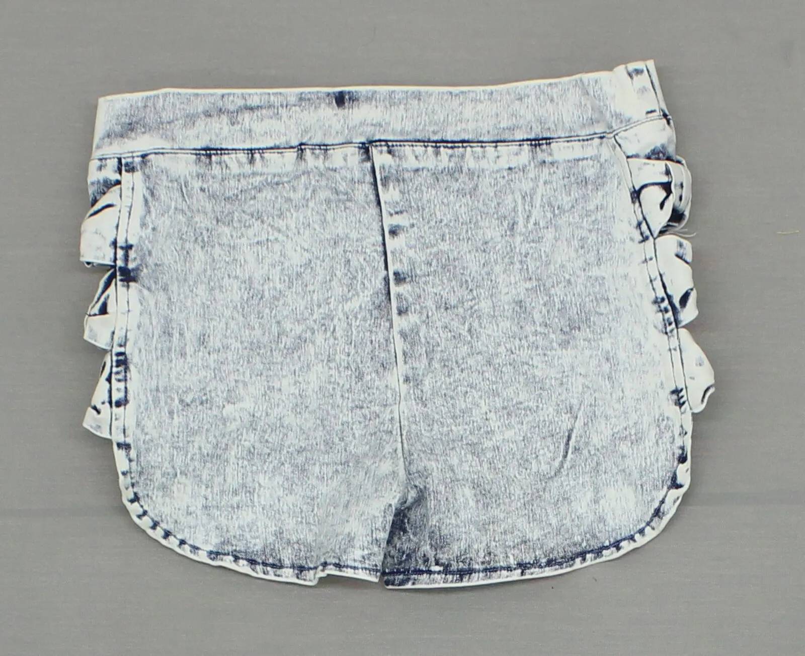 36 Point 5 Women's Bleach Wash Bow Side Denim Shorts