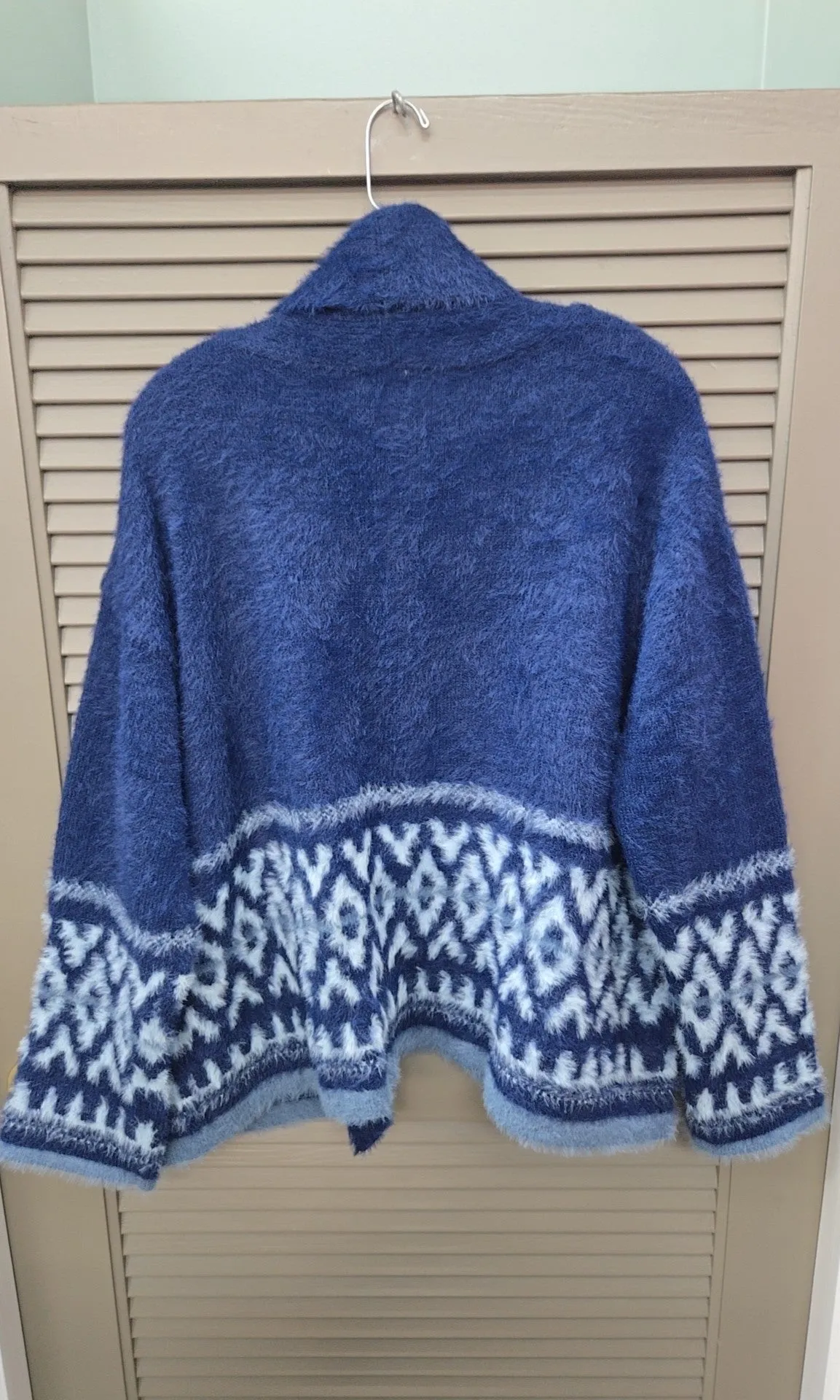 ANA Size XL Cardigan