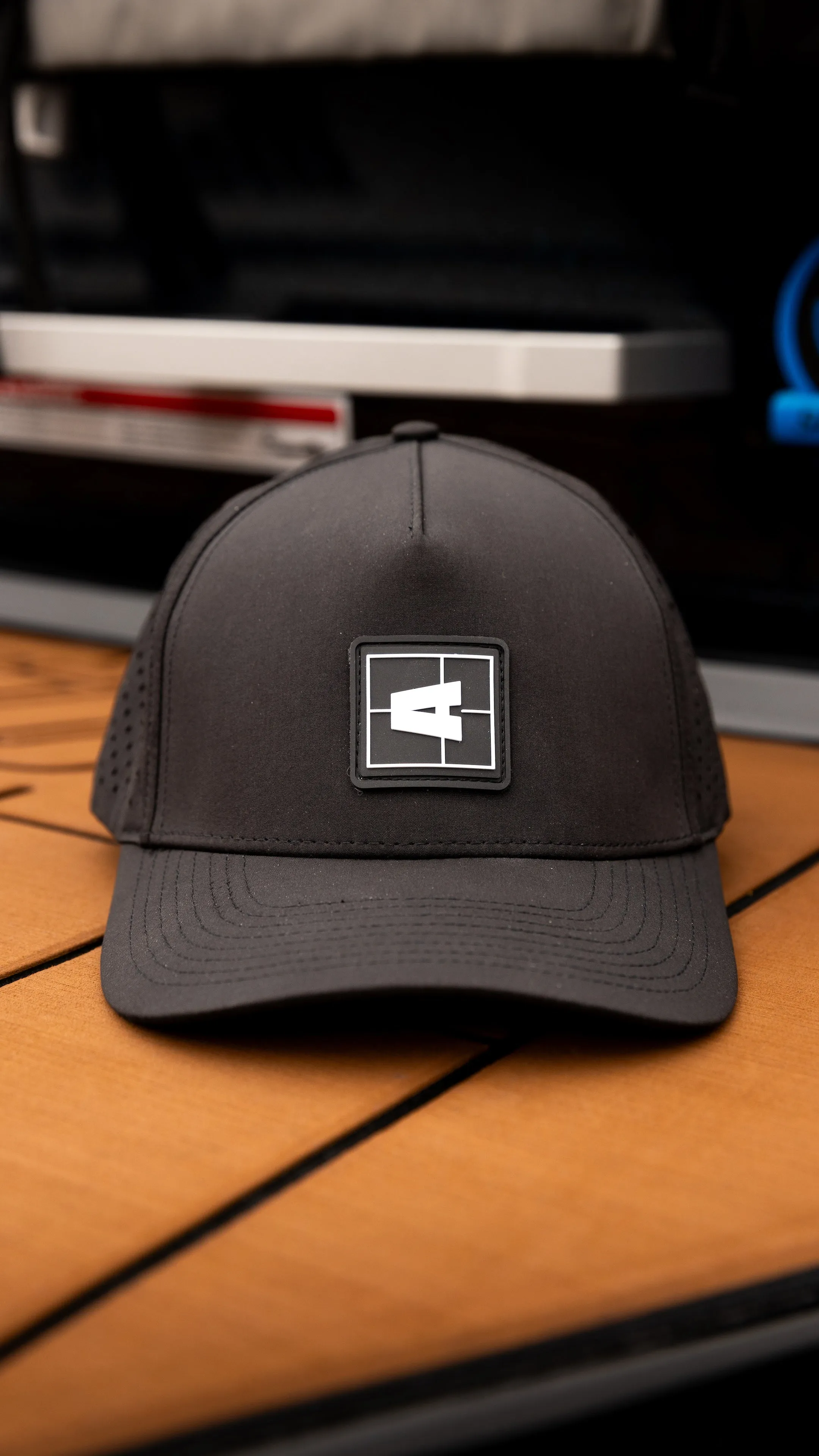 Axis Swell Hat