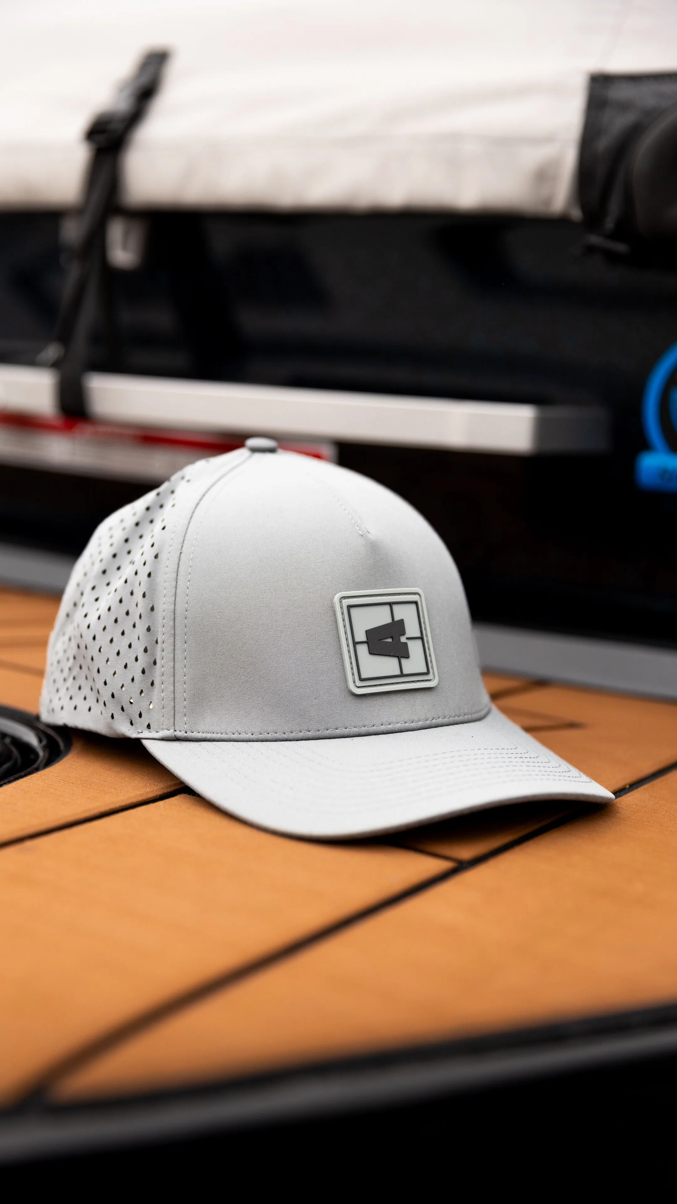 Axis Swell Hat