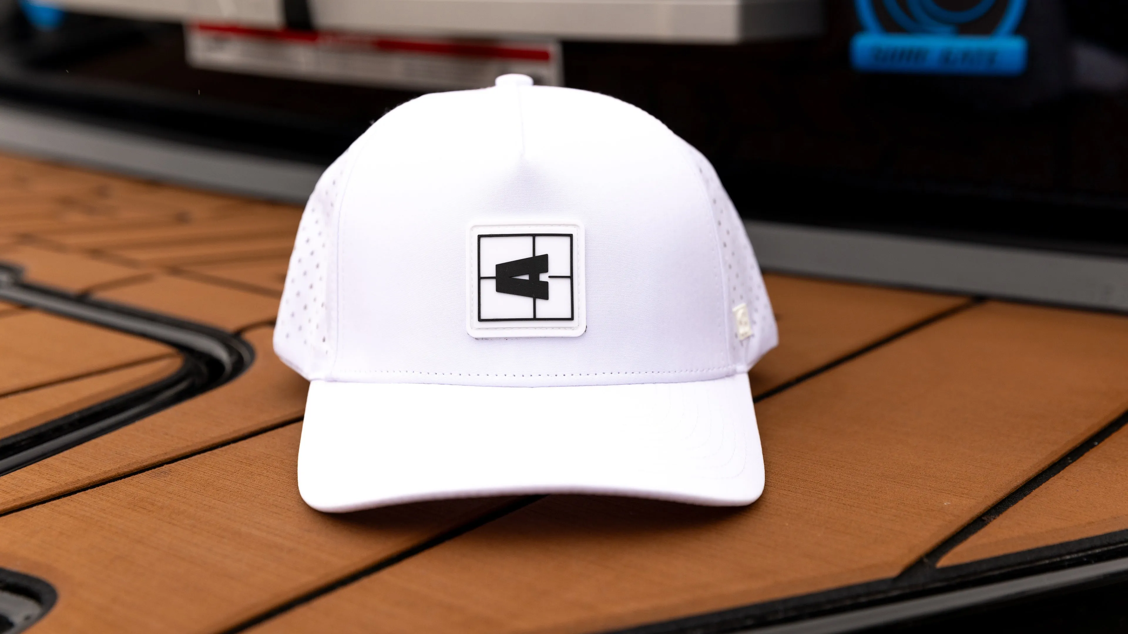 Axis Swell Hat