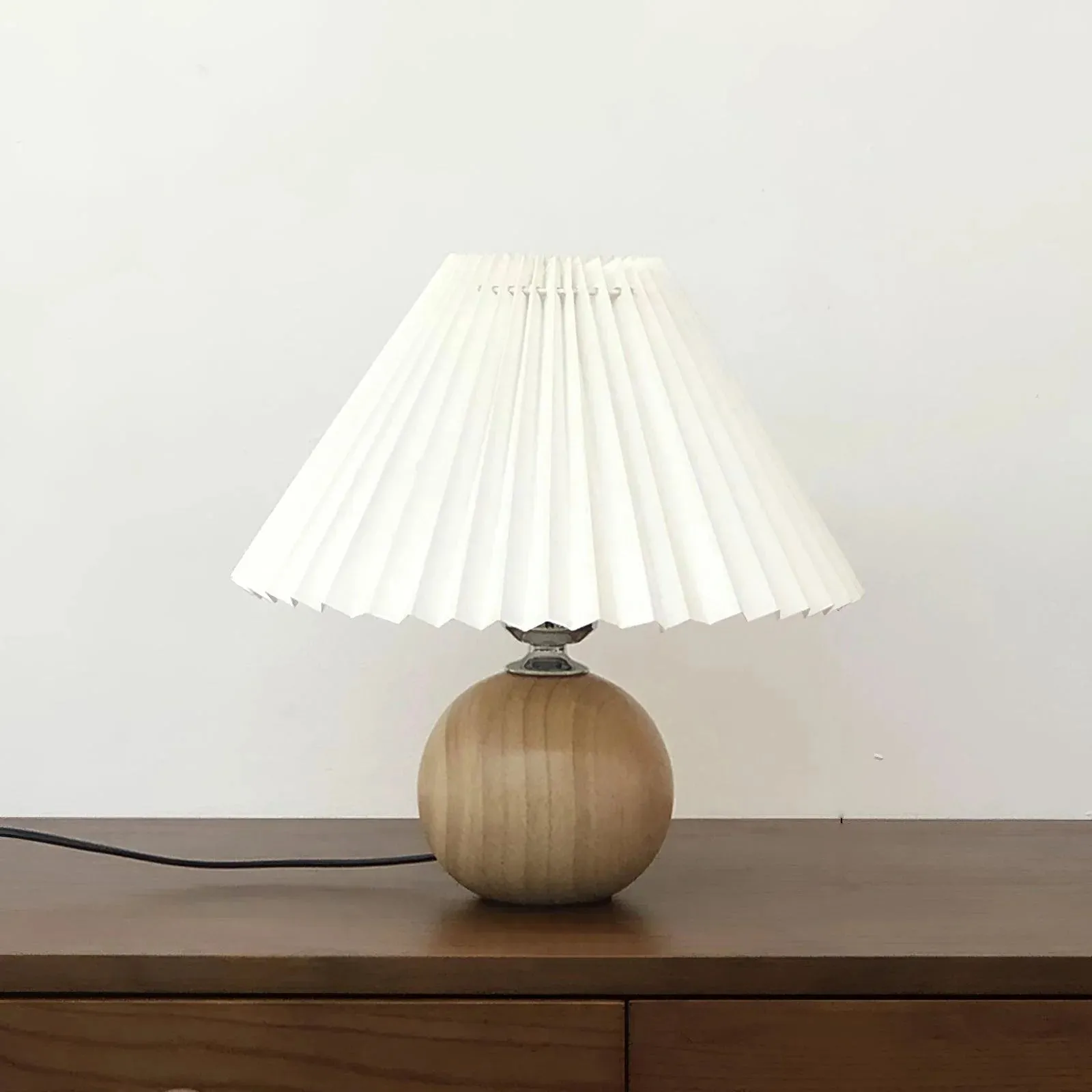 Ballet pleated Table Lamp