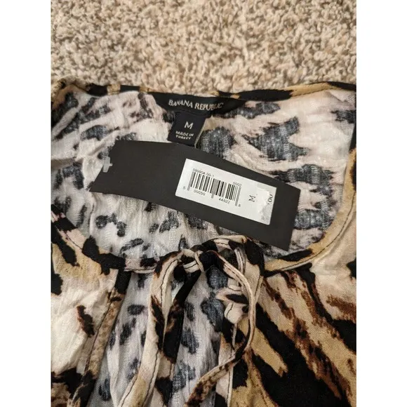 Banana Republic NEW Dress Animal Print Size M Ruffles Knee Length.
