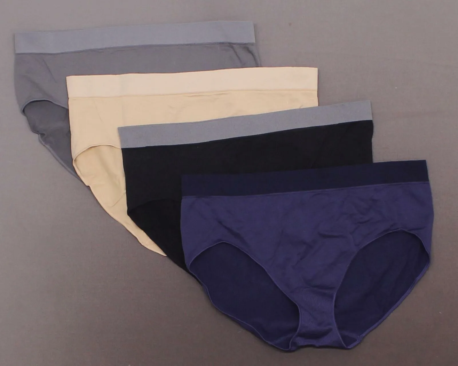 Black Bow Women's 4 Pack Seamless Microfiber Hipster Panties Assorted Medium