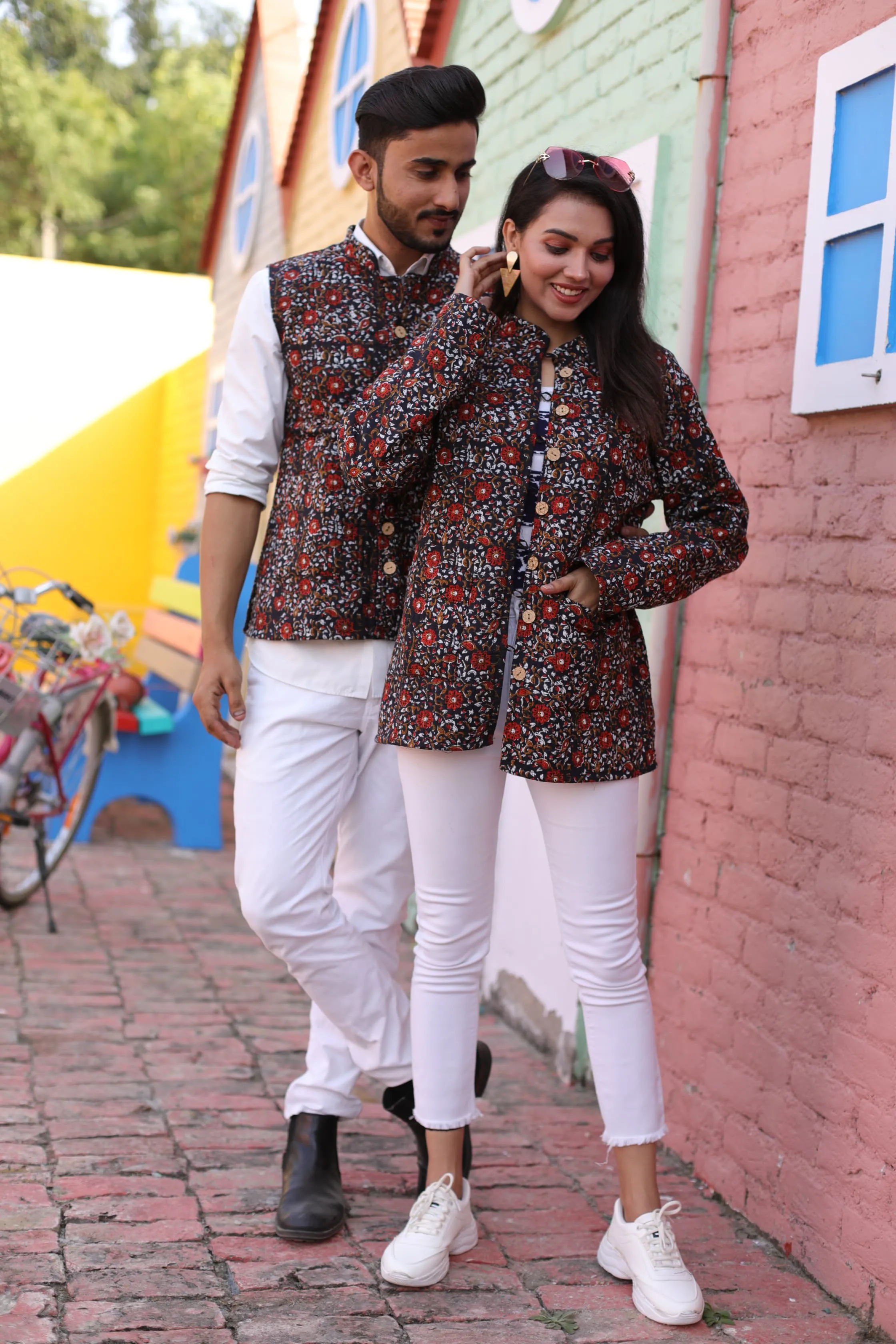 Black Color Twinning Couple Pure Cotton Bagru Print Quilted Reversible Jackets