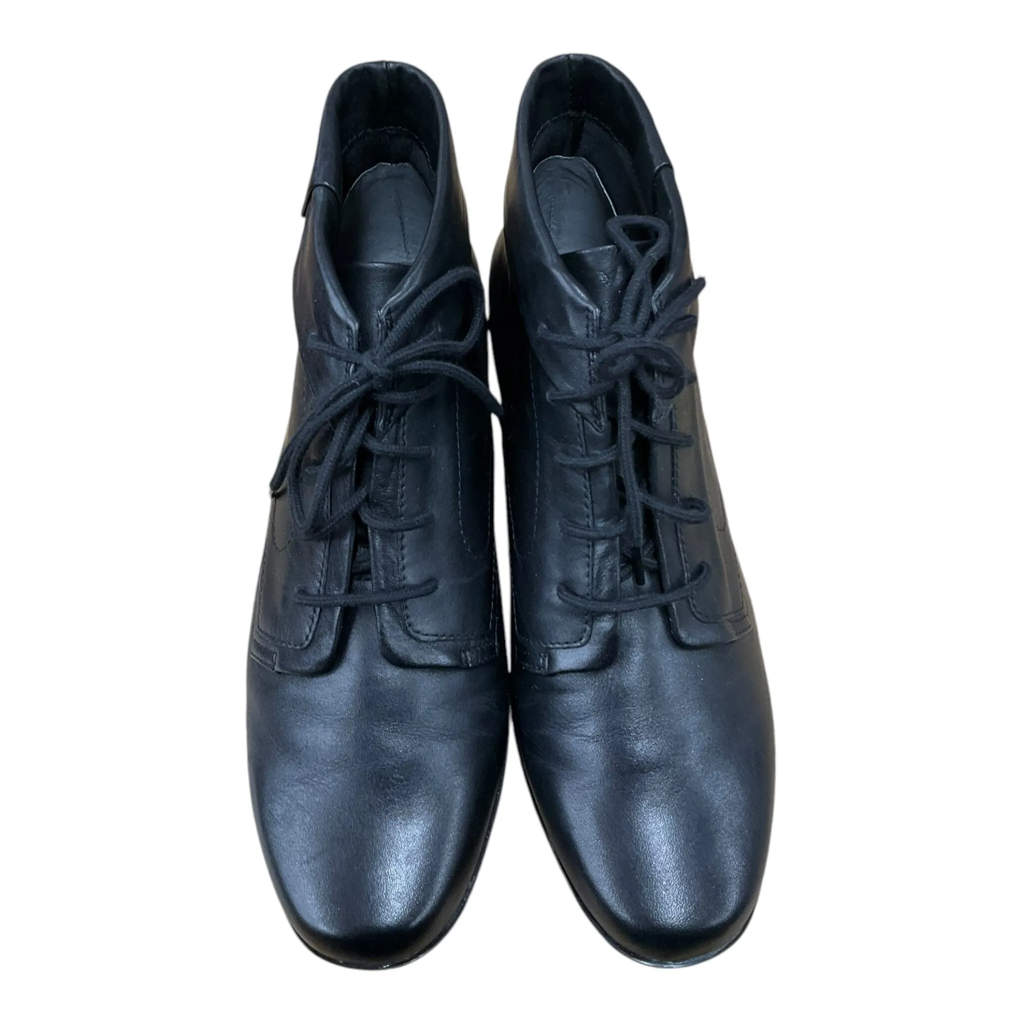 Boots Ankle Flats By Liz Baker  Size: 9.5