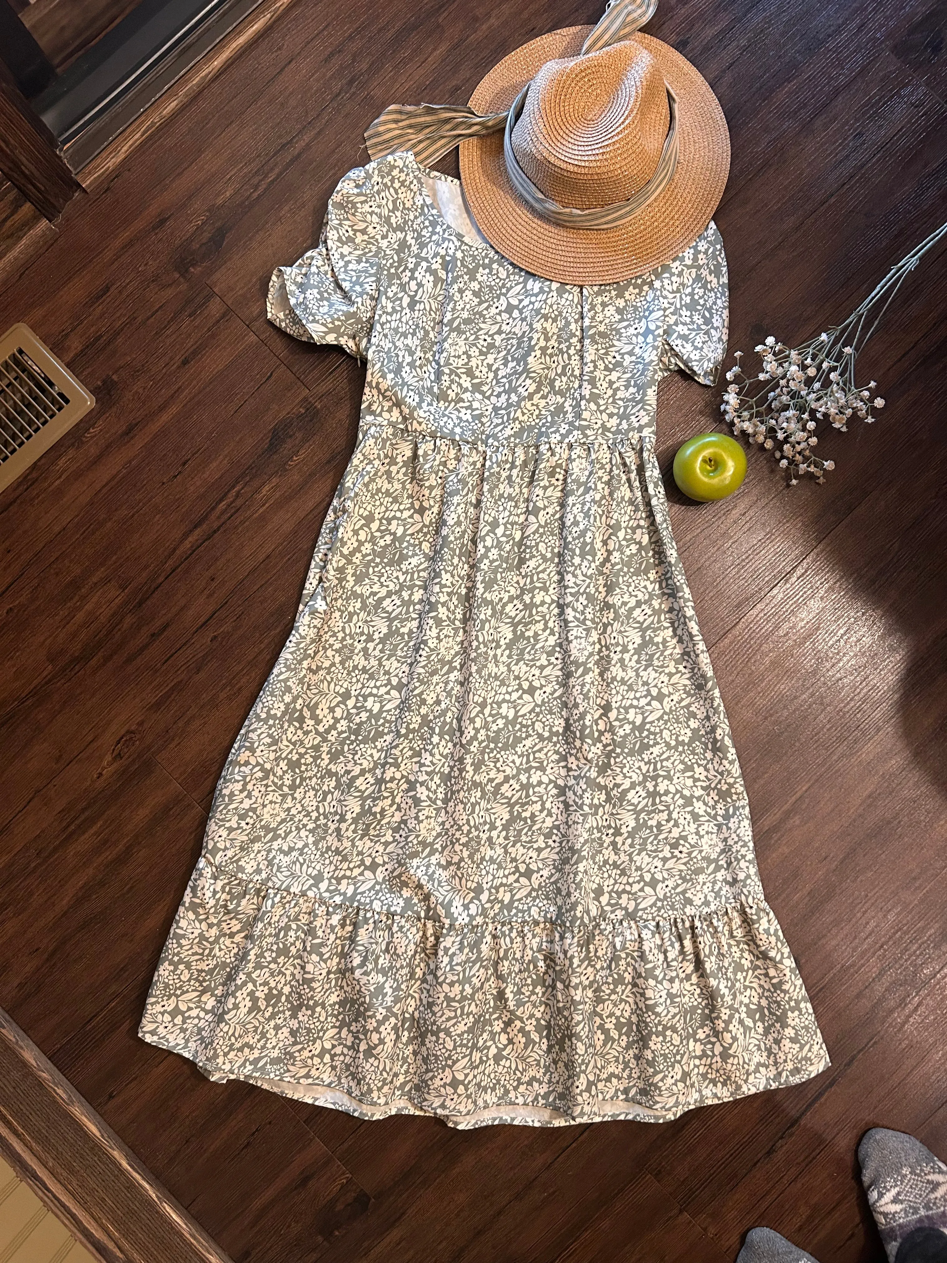 Bougie Boutique Floral Meadow Dress