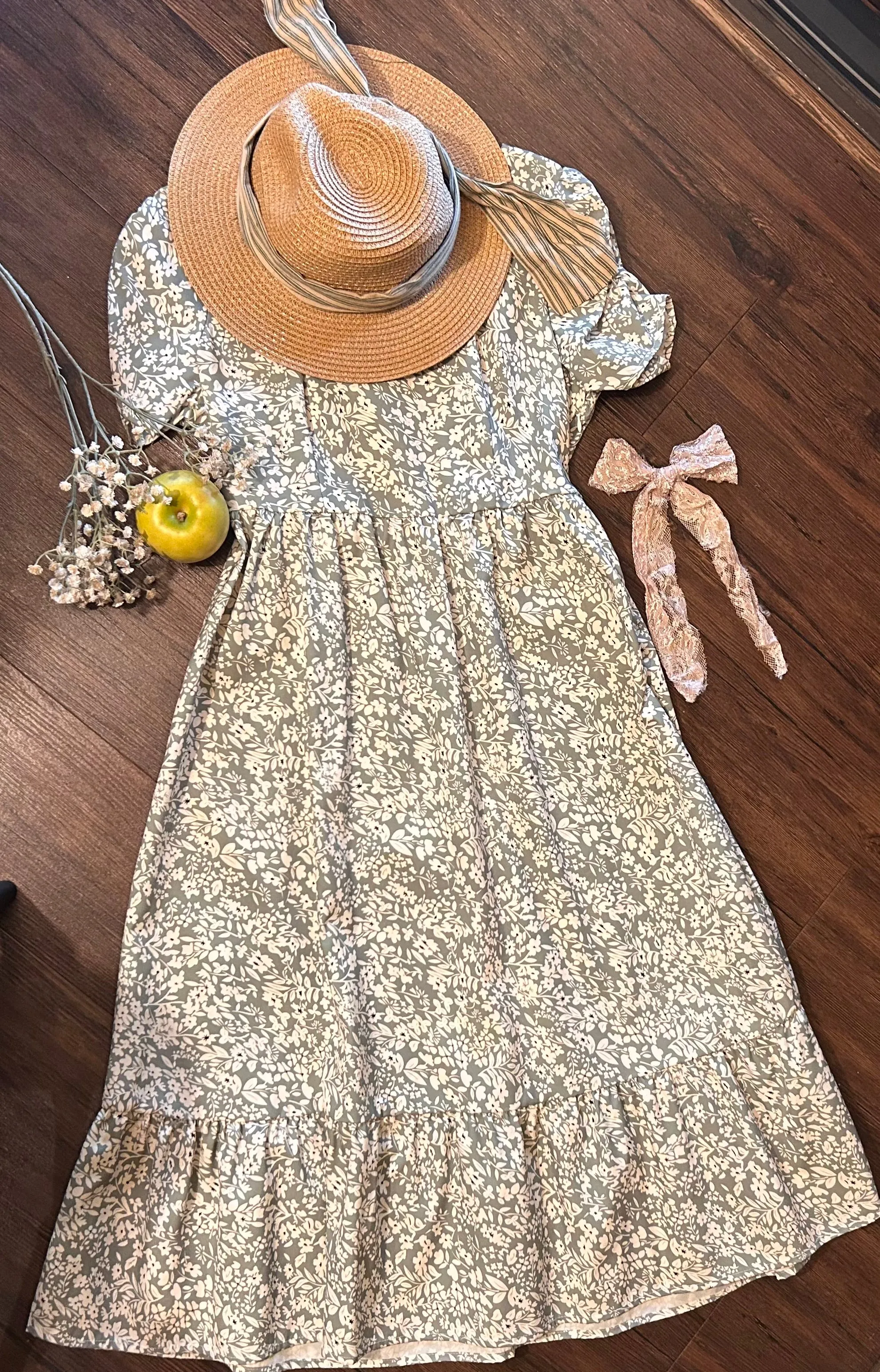 Bougie Boutique Floral Meadow Dress
