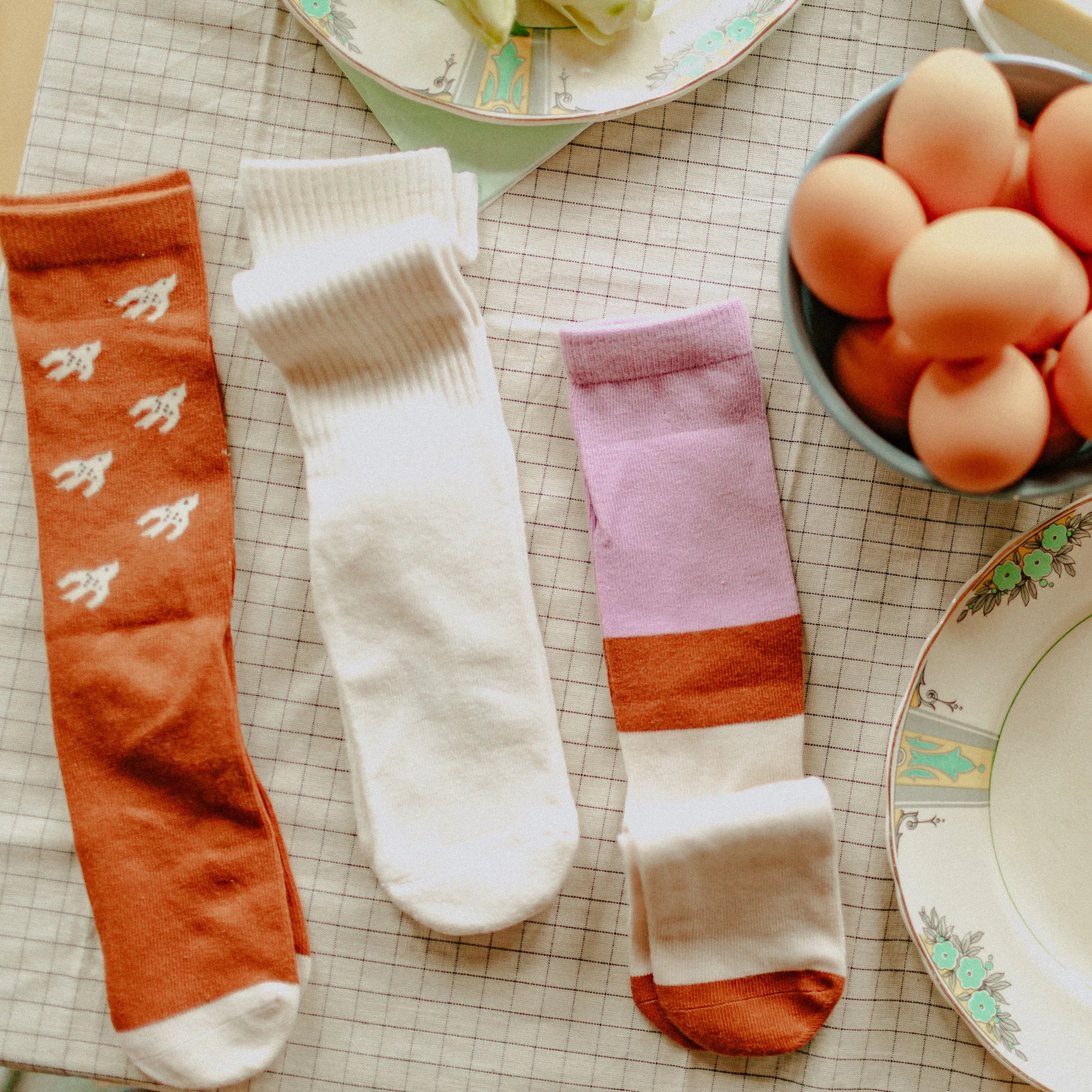 Chaussettes mauves avec bloc de couleurs, enfant || Purple socks with color block, child