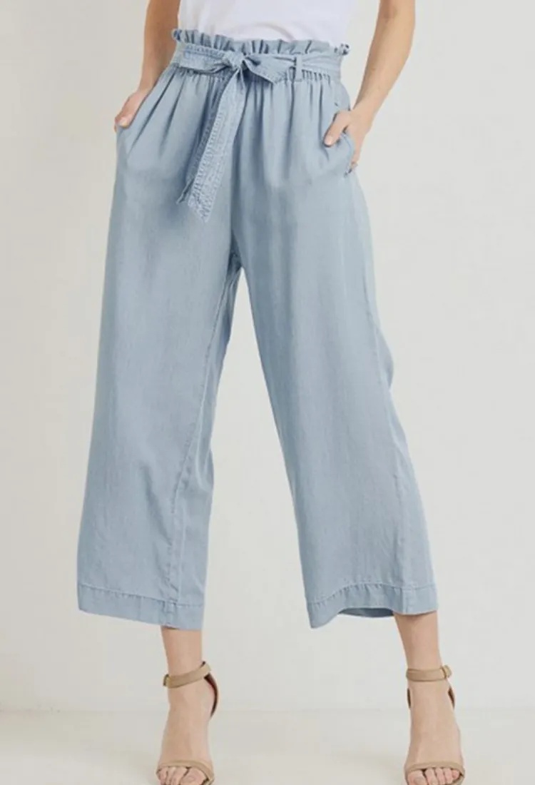 Chic Paperbag Pants in Chambray