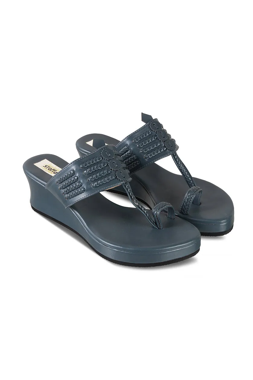 Classic Low K Wedge Black
