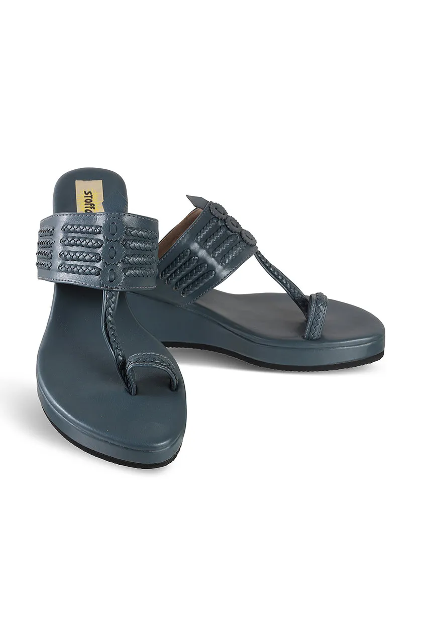 Classic Low K Wedge Black