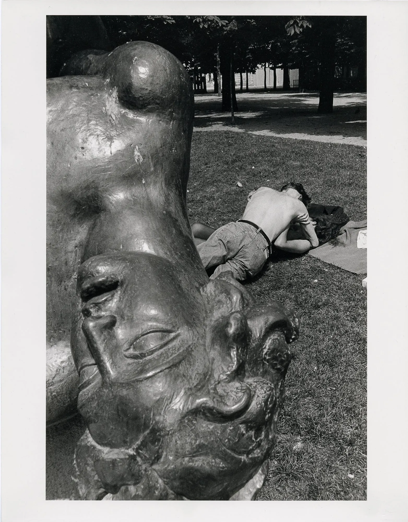 Couple in the Tuileries (vintage print)