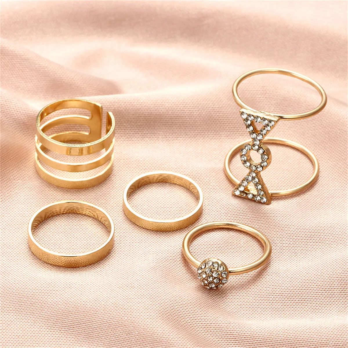 Cubic Zirconia & 18K Gold-Plated Pavé Bow Double-Finger Ring Set
