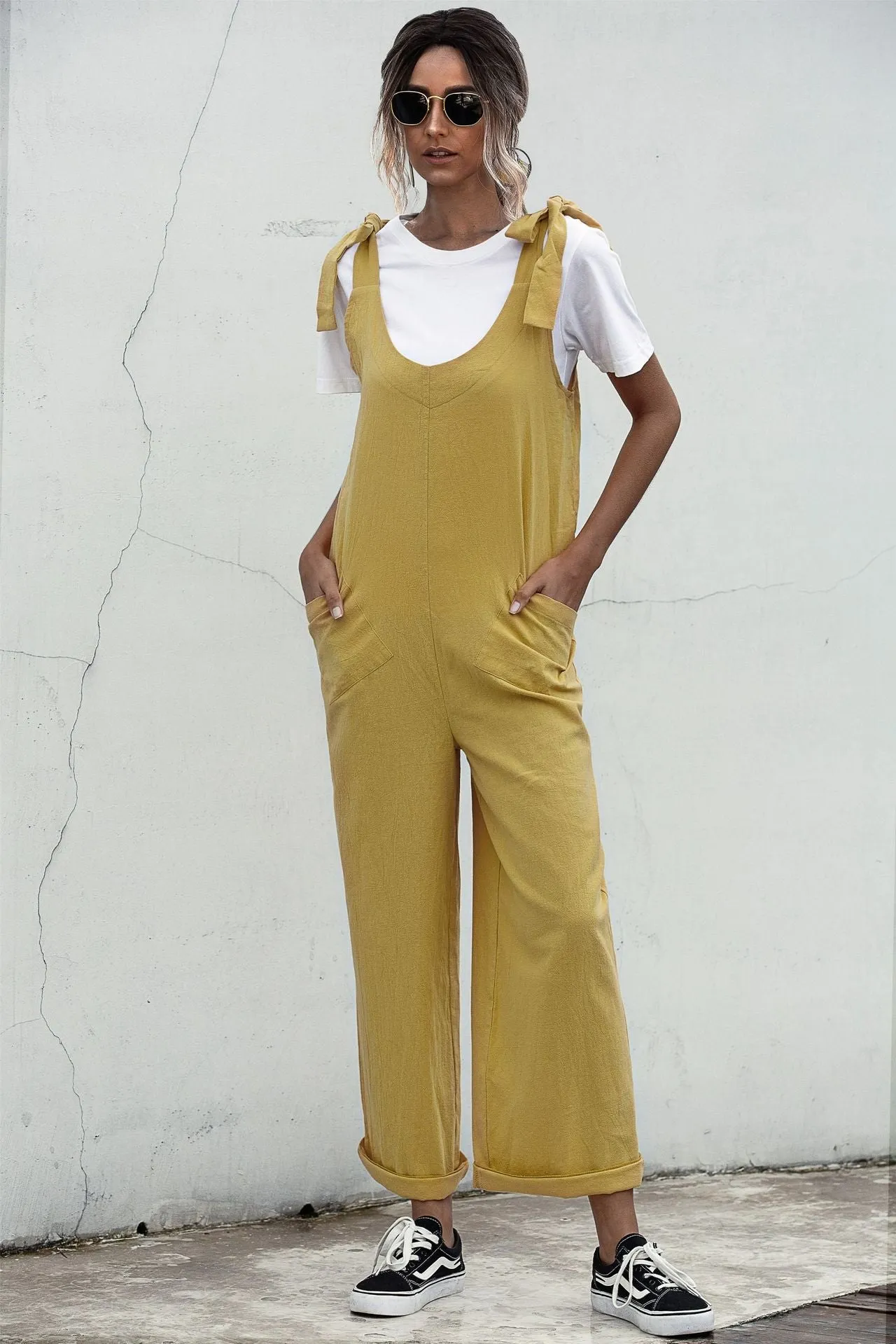 Deep U-Neck Lace-up Bow Backless Jumpsuit