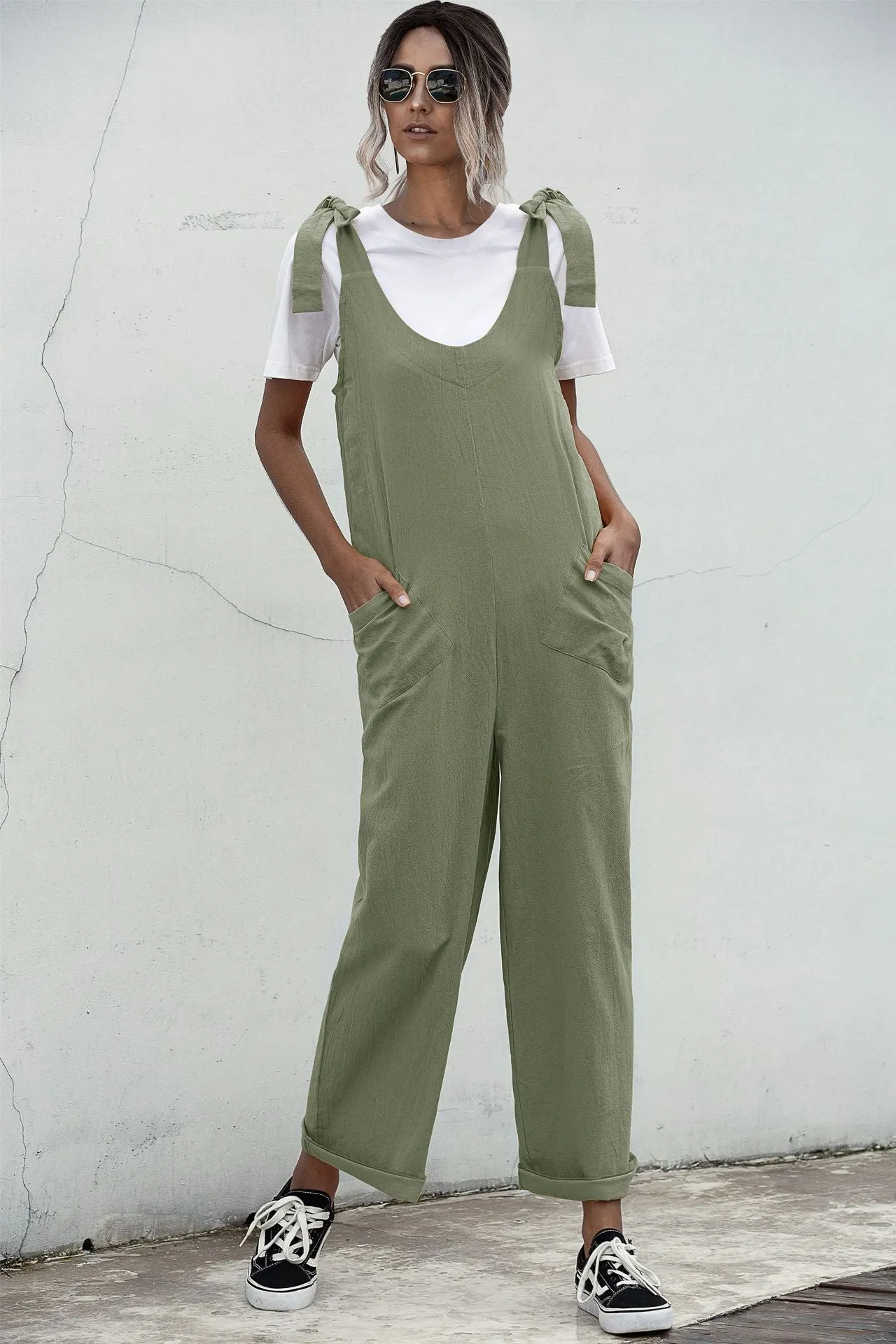 Deep U-Neck Lace-up Bow Backless Jumpsuit