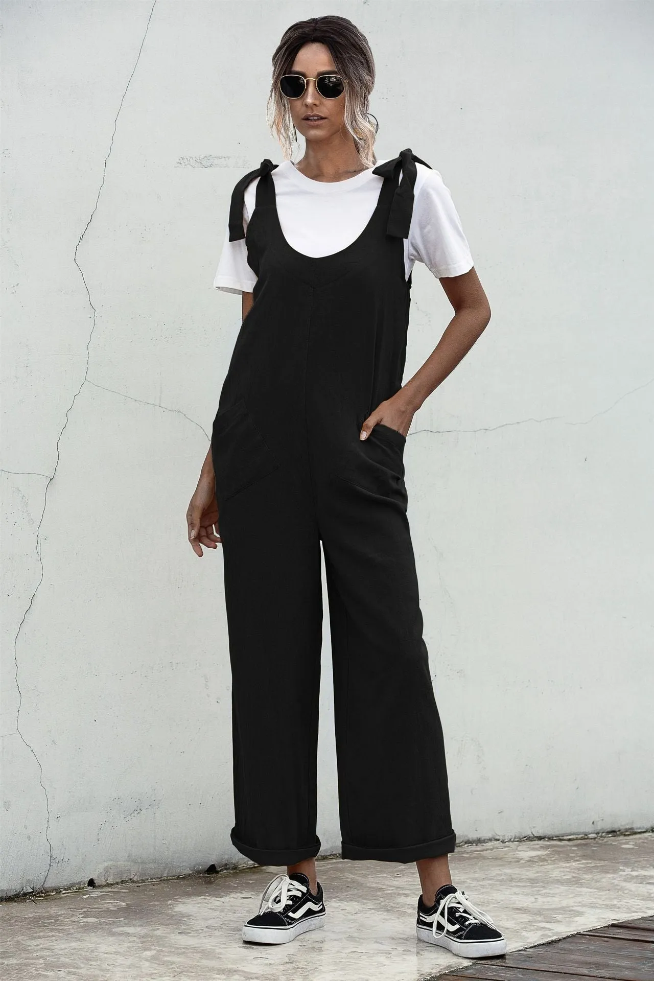 Deep U-Neck Lace-up Bow Backless Jumpsuit
