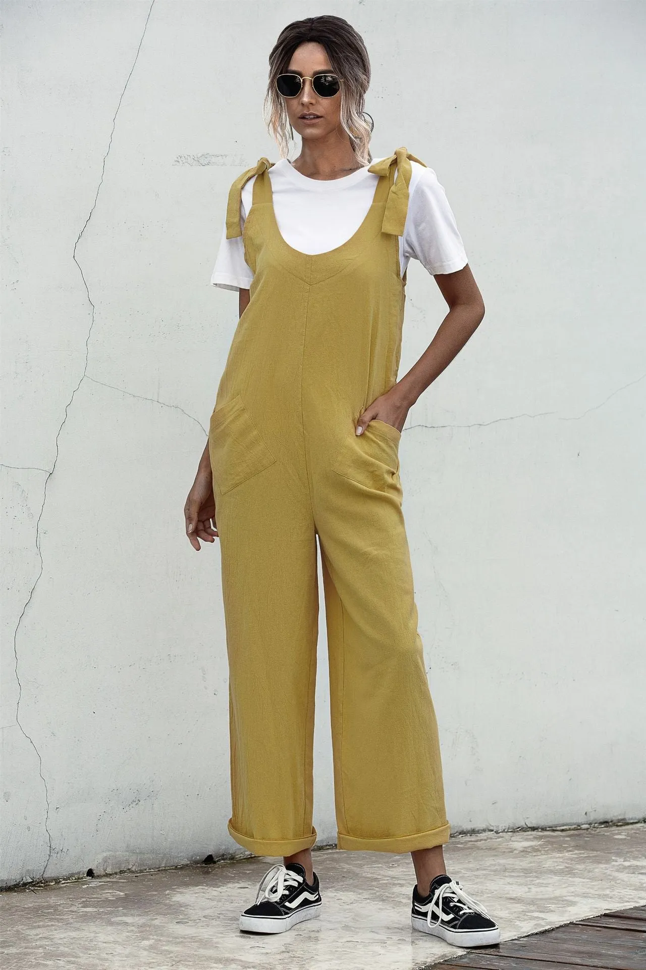 Deep U-Neck Lace-up Bow Backless Jumpsuit