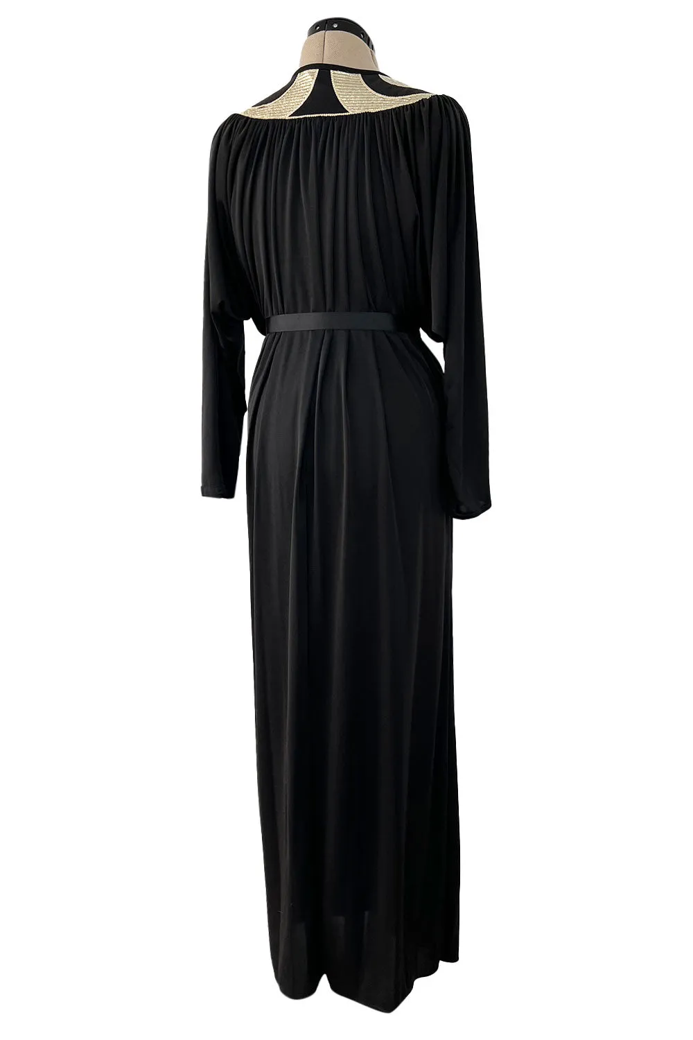 Easy to Wear 1980s Bill Tice Black Jersey Caftan Feel Dress w Gold Shoulder Detail Detail