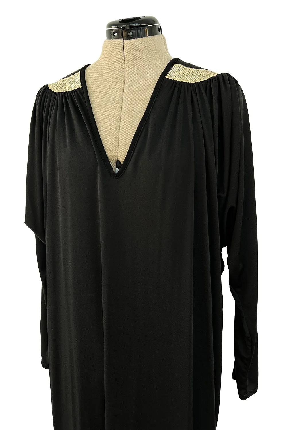 Easy to Wear 1980s Bill Tice Black Jersey Caftan Feel Dress w Gold Shoulder Detail Detail