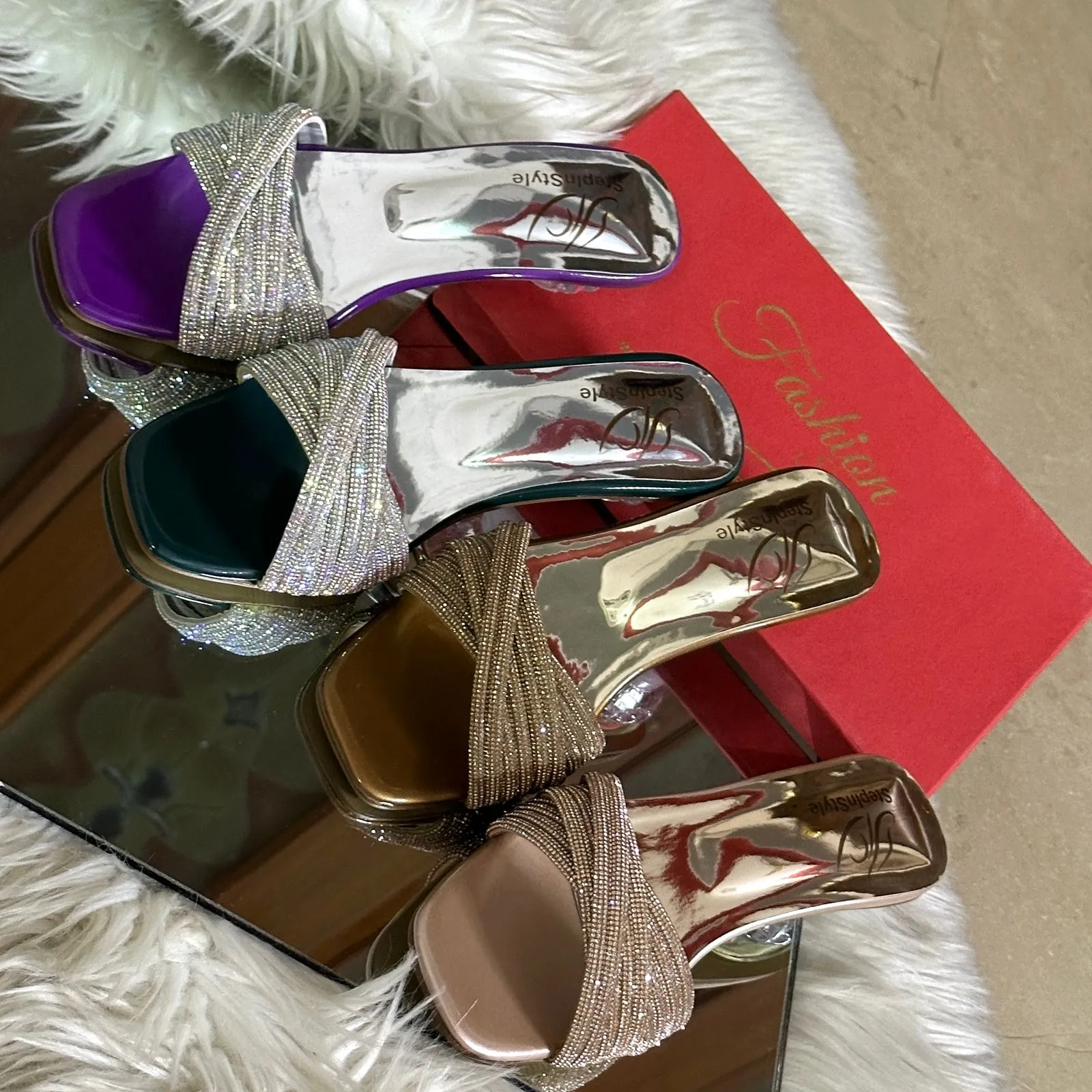 Flexi Short Heels (Gold)