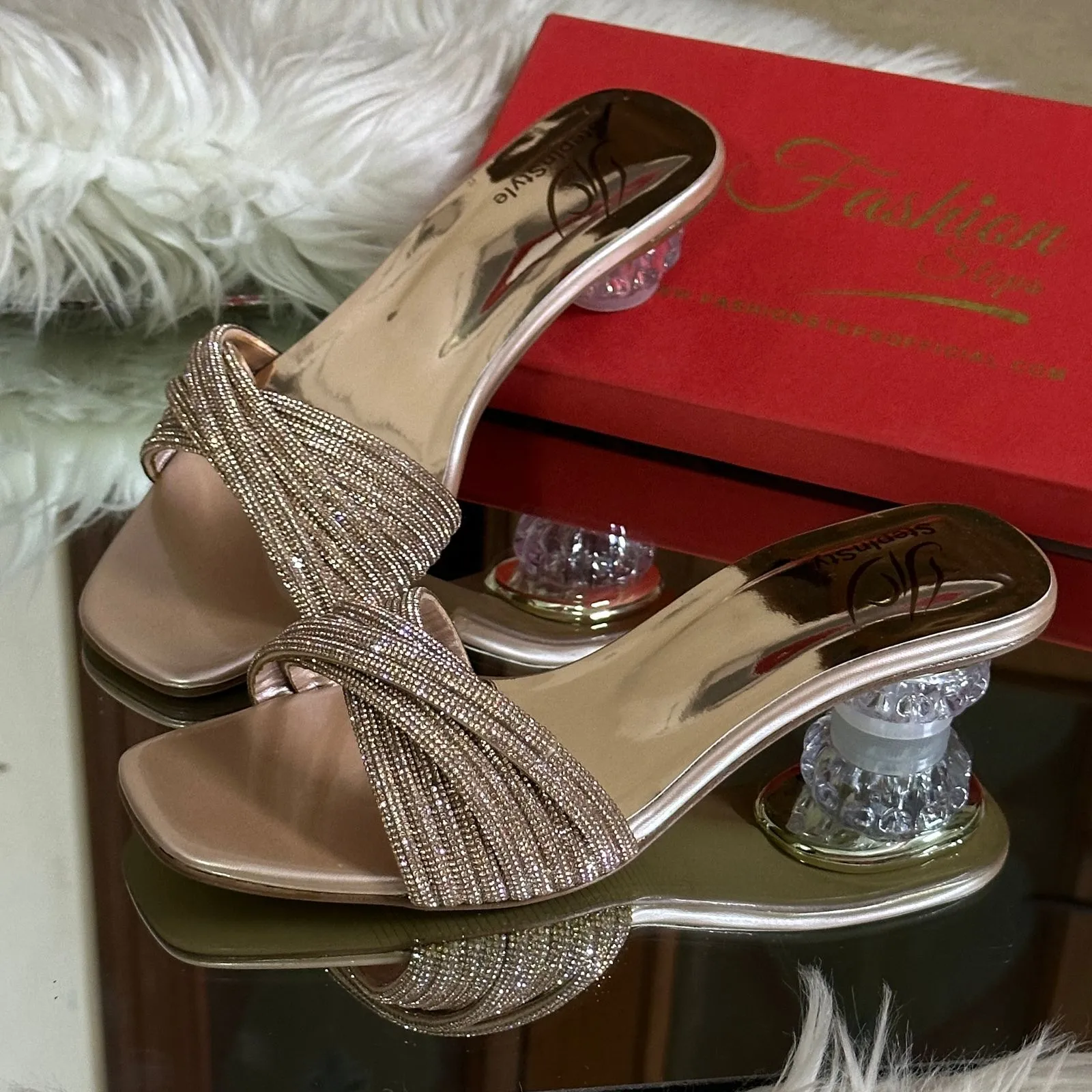 Flexi Short Heels (Gold)