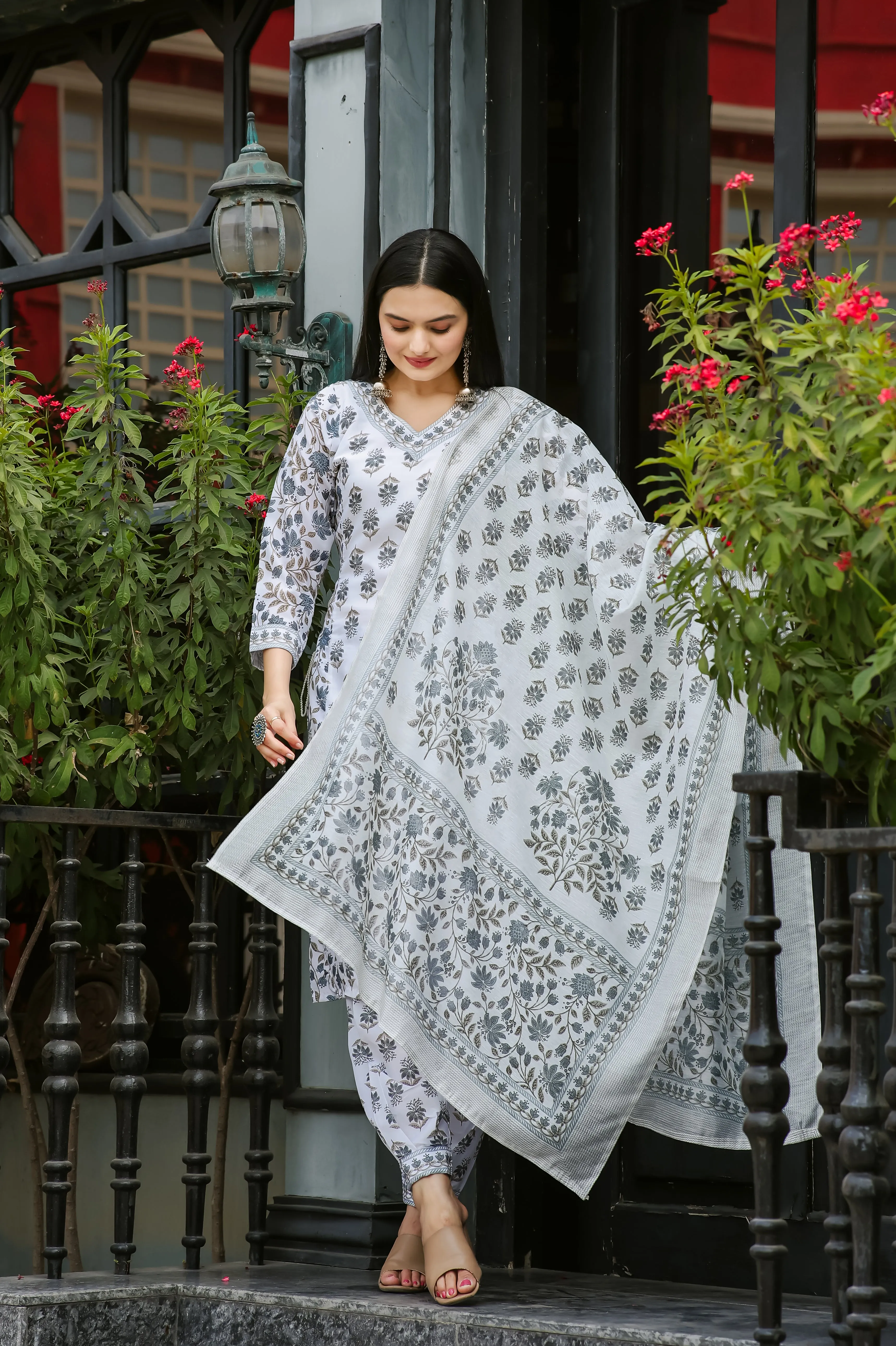 FRIFILL Elegant Printed Cotton Kurta Set for Women