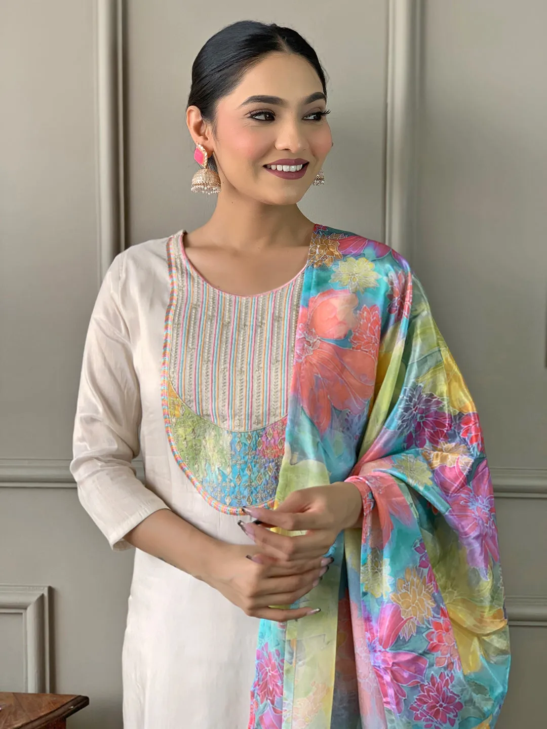FRILLFIT : Elegant beige embroidered kurti set