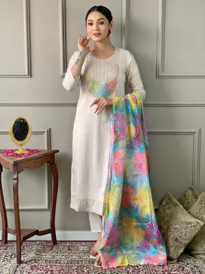 FRILLFIT : Elegant beige embroidered kurti set