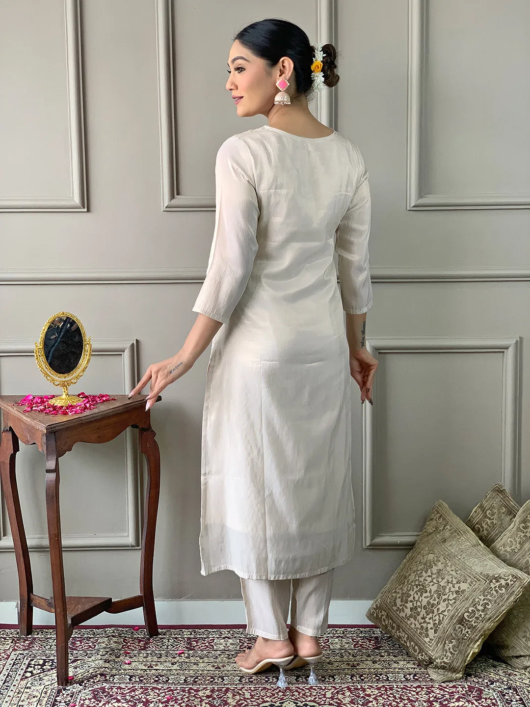 FRILLFIT : Elegant beige embroidered kurti set