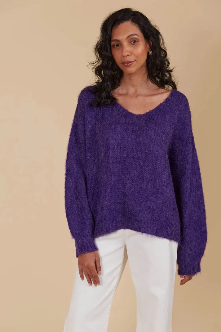 Isle of Mine - Pallas V Neck Jumper