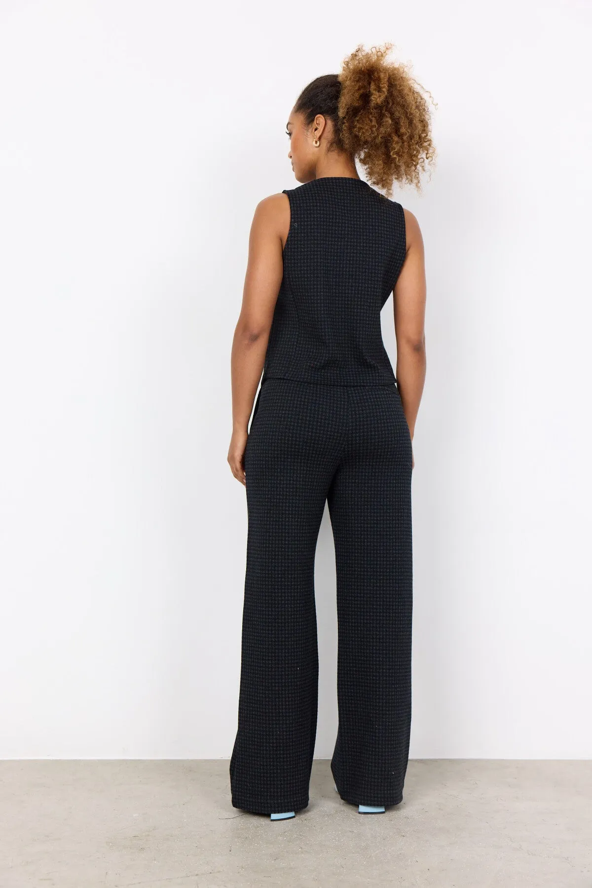 Isobel 3 Waistcoat