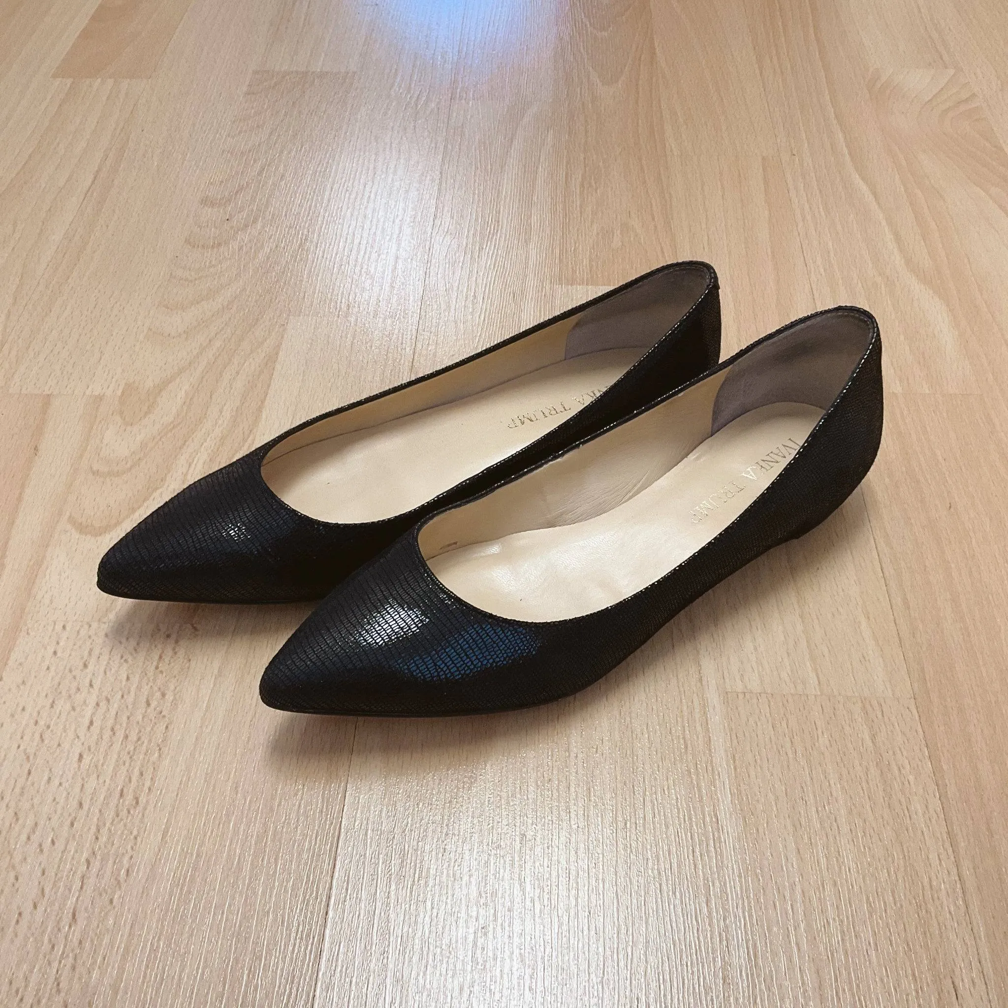 Ivanka Trump Flats Size 6.5
