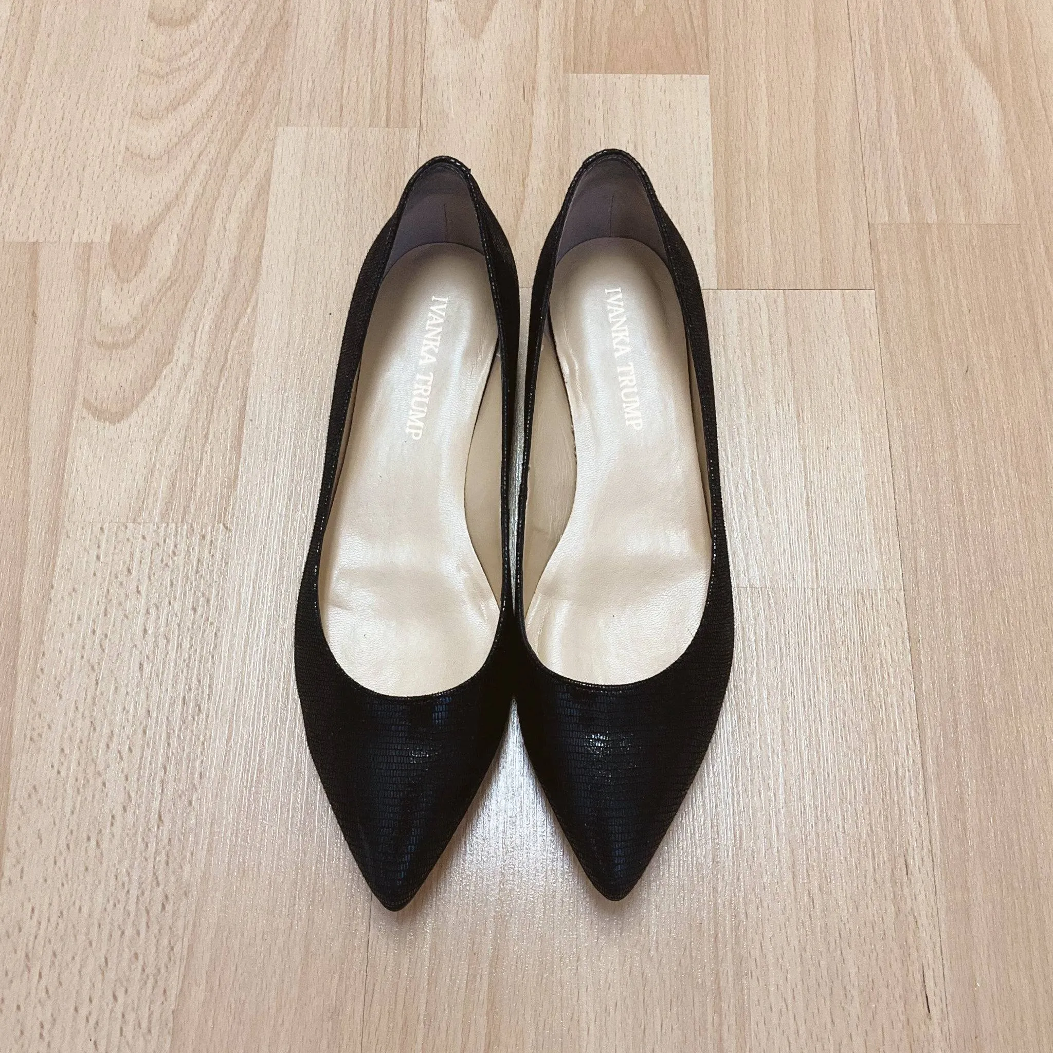 Ivanka Trump Flats Size 6.5