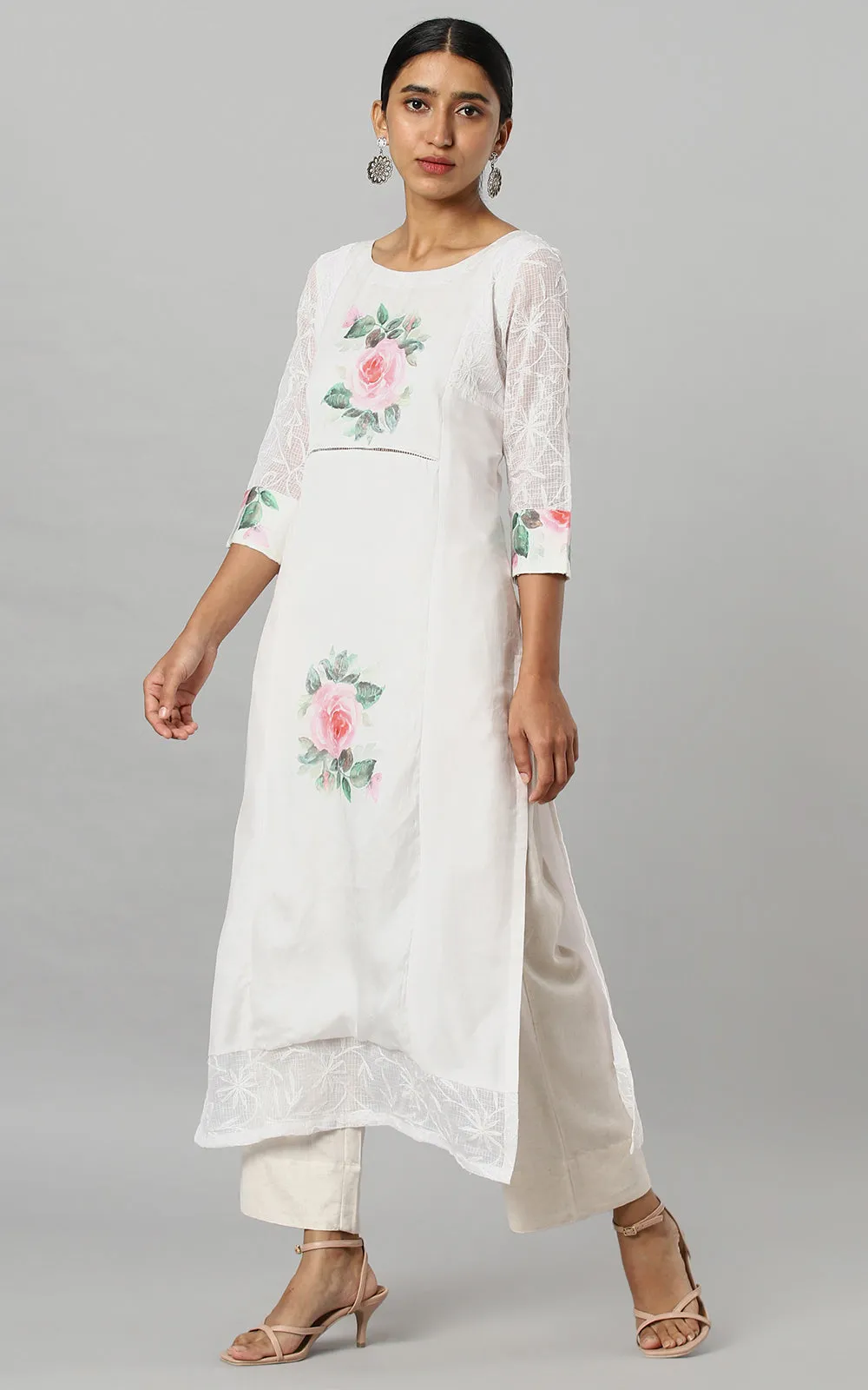 IVORY WHITE KURTA WITH CHIKAN WORK DETAILING