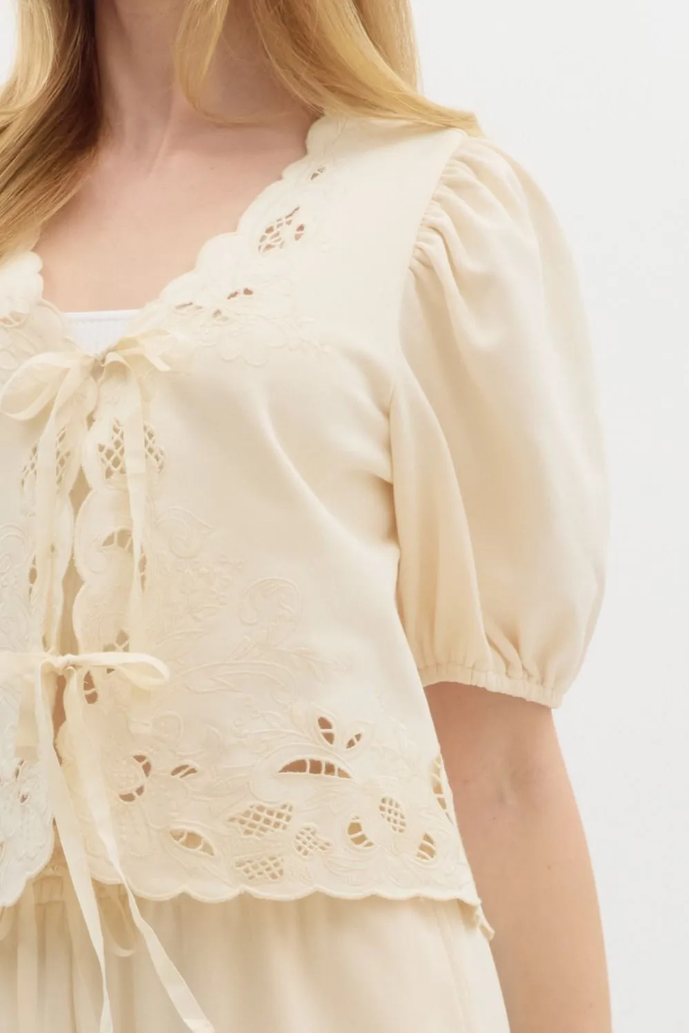 Lace Embroidered Puff Sleeve Top {Ecru}