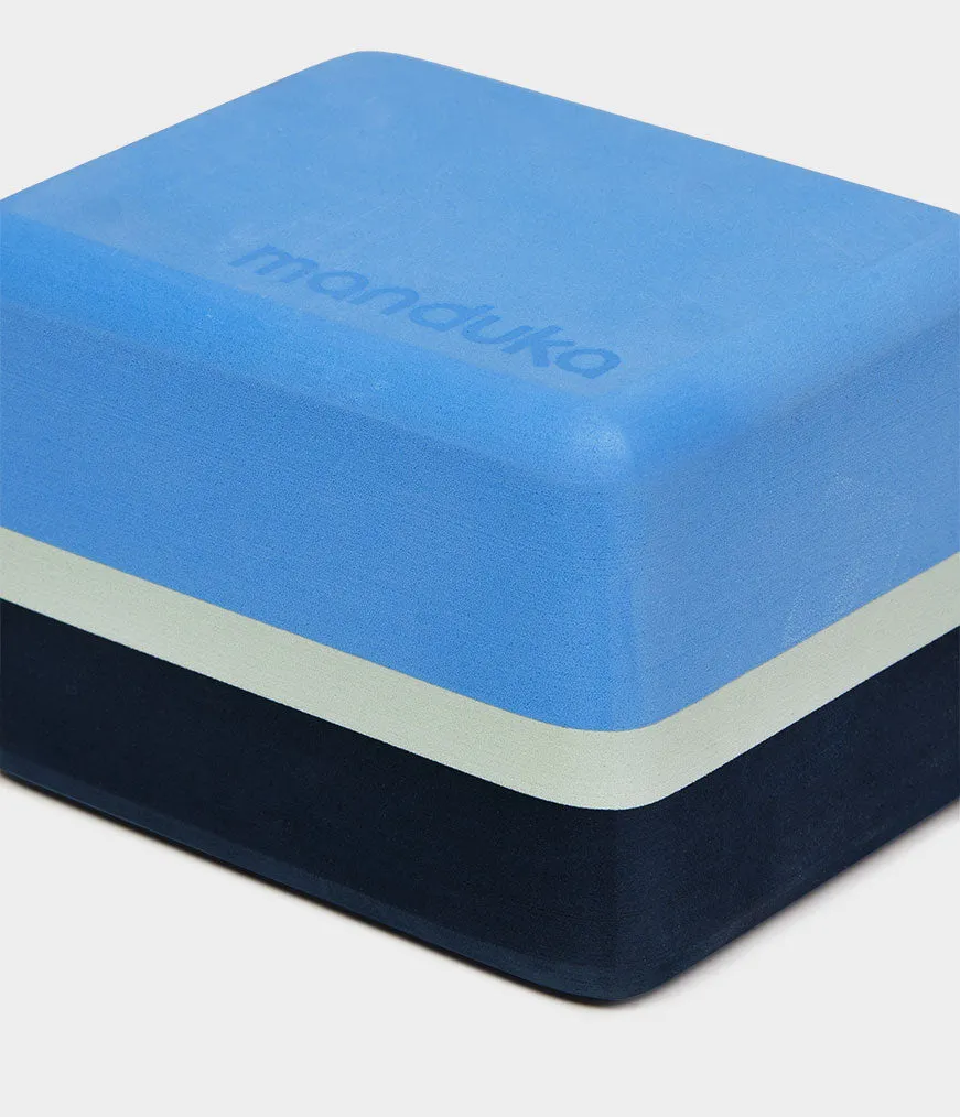 Manduka Recycled Foam Mini Travel Block  - Surf