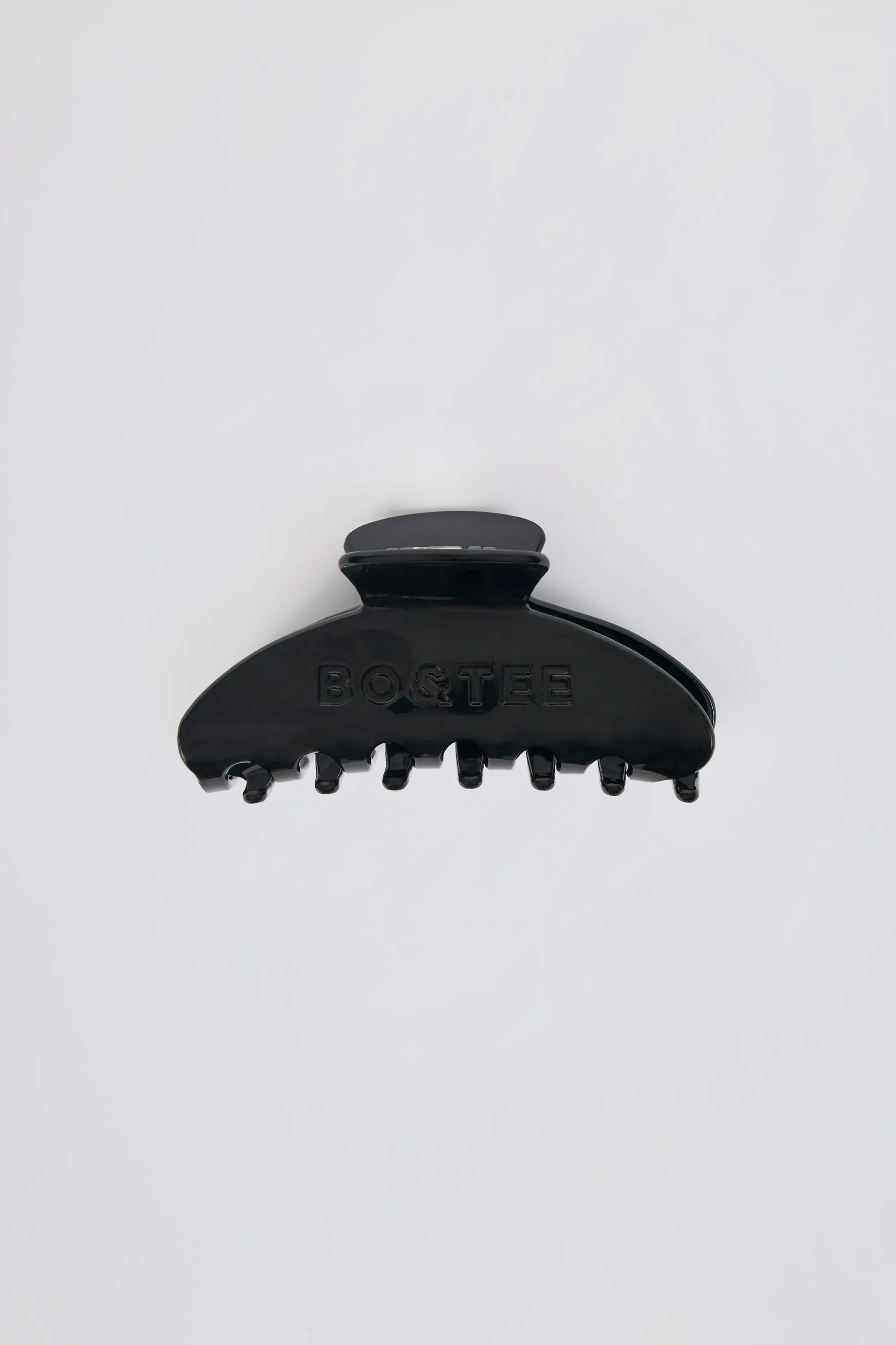 Medium Claw Clip in Black