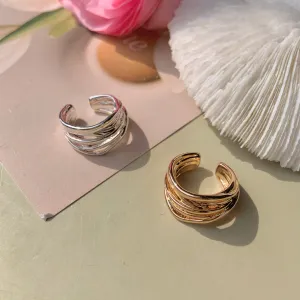 Multi Lines Crossed Ear Cuff