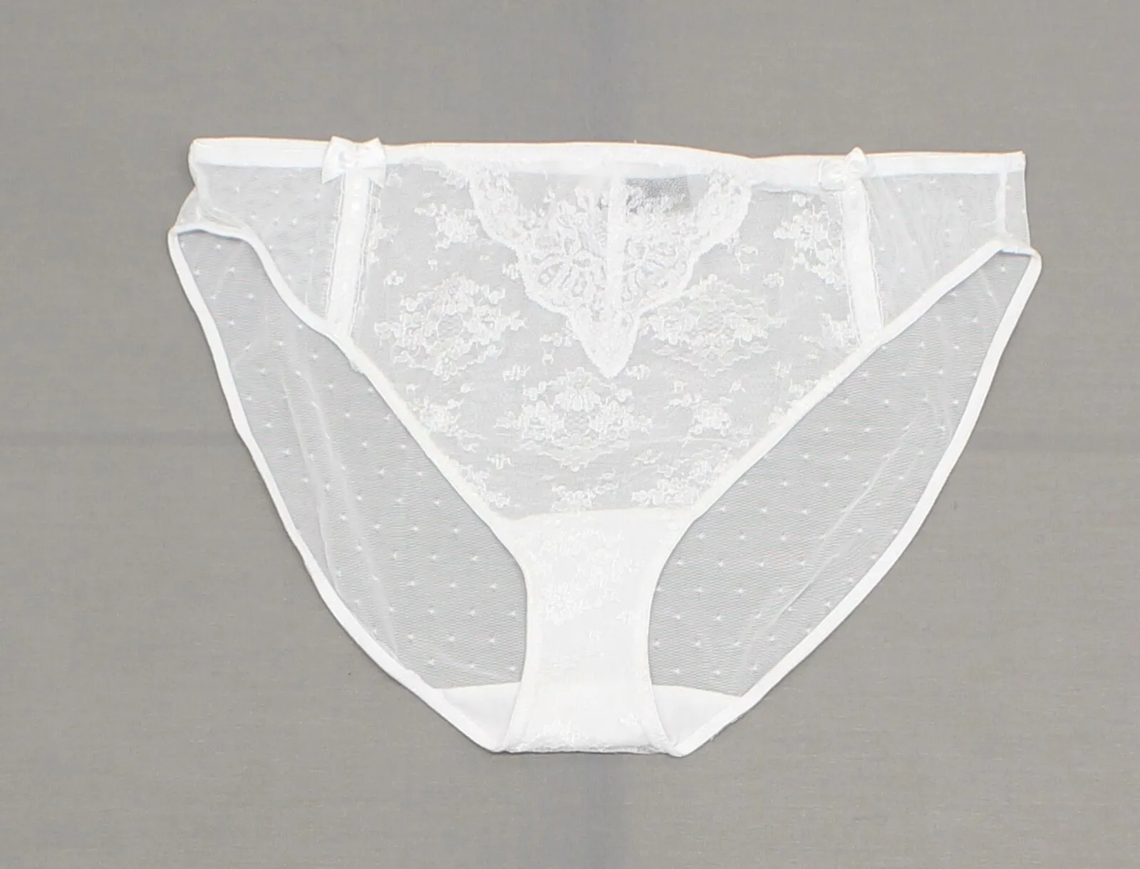 Paramour Women's Captivate Lace Bikini Panties