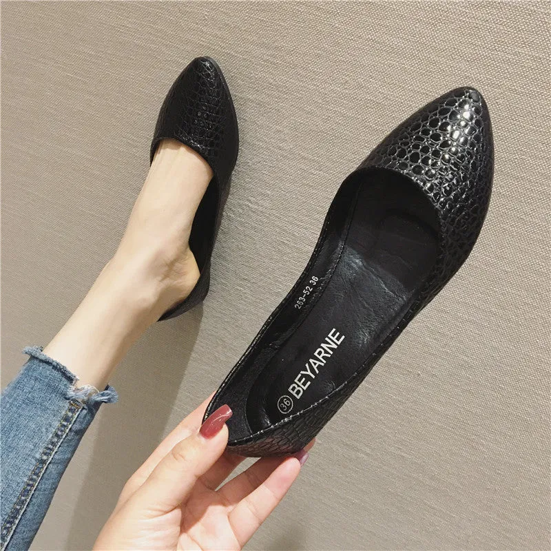 Patent Leather Feel Embossed Snake Print Flats