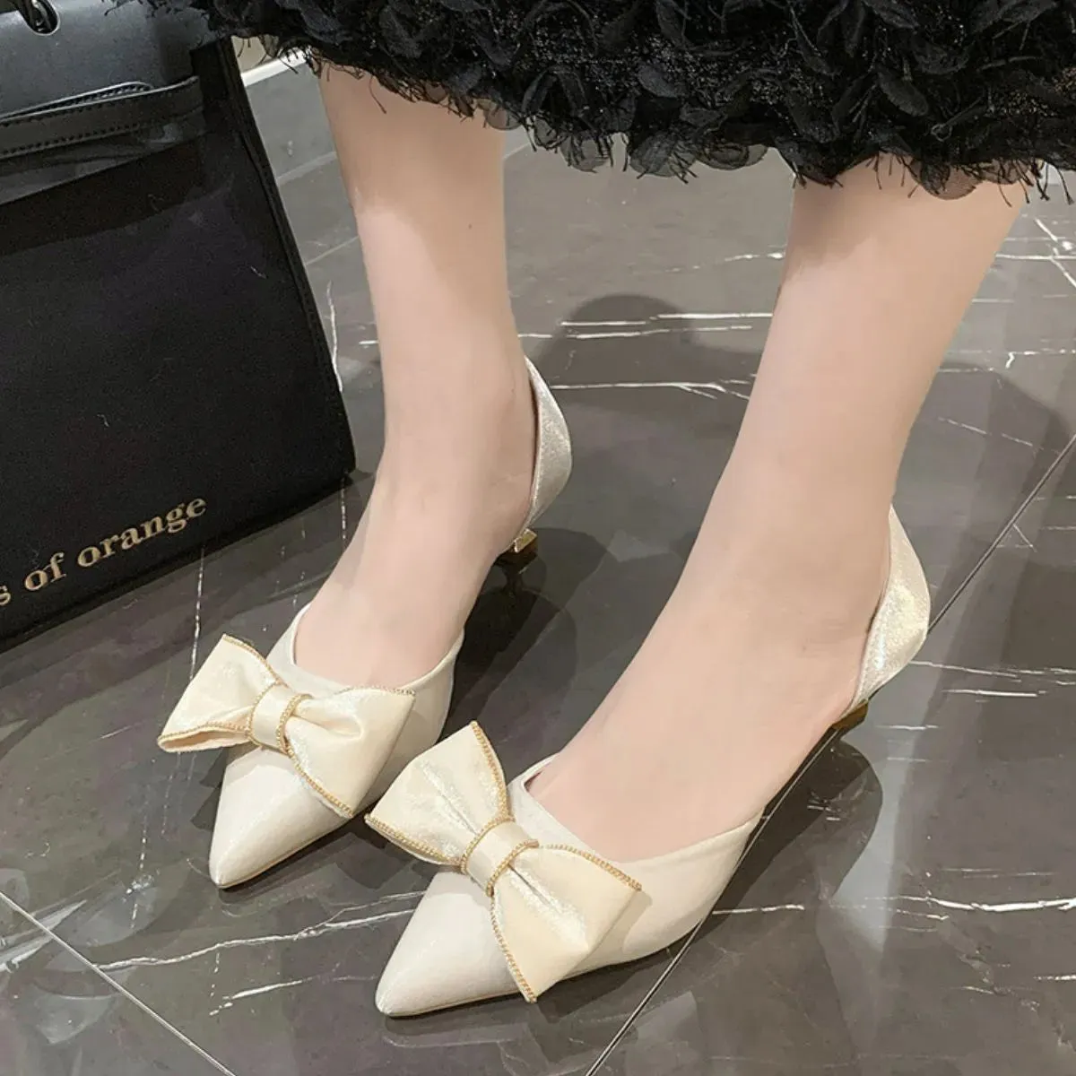 Point Toe Flare Heels Pumps