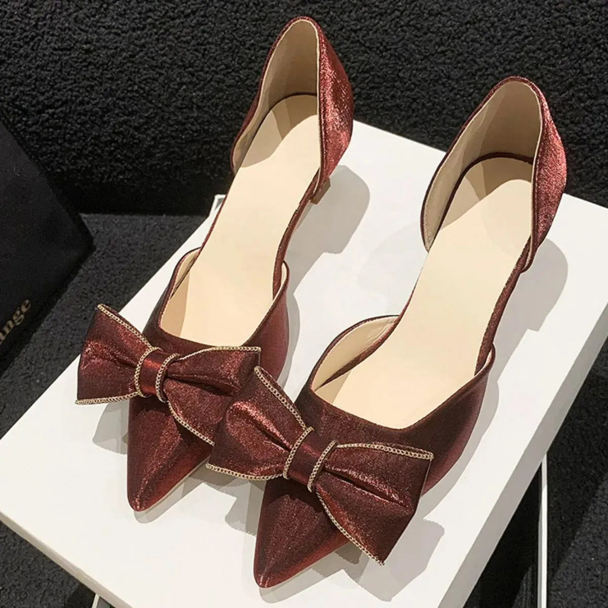 Point Toe Flare Heels Pumps
