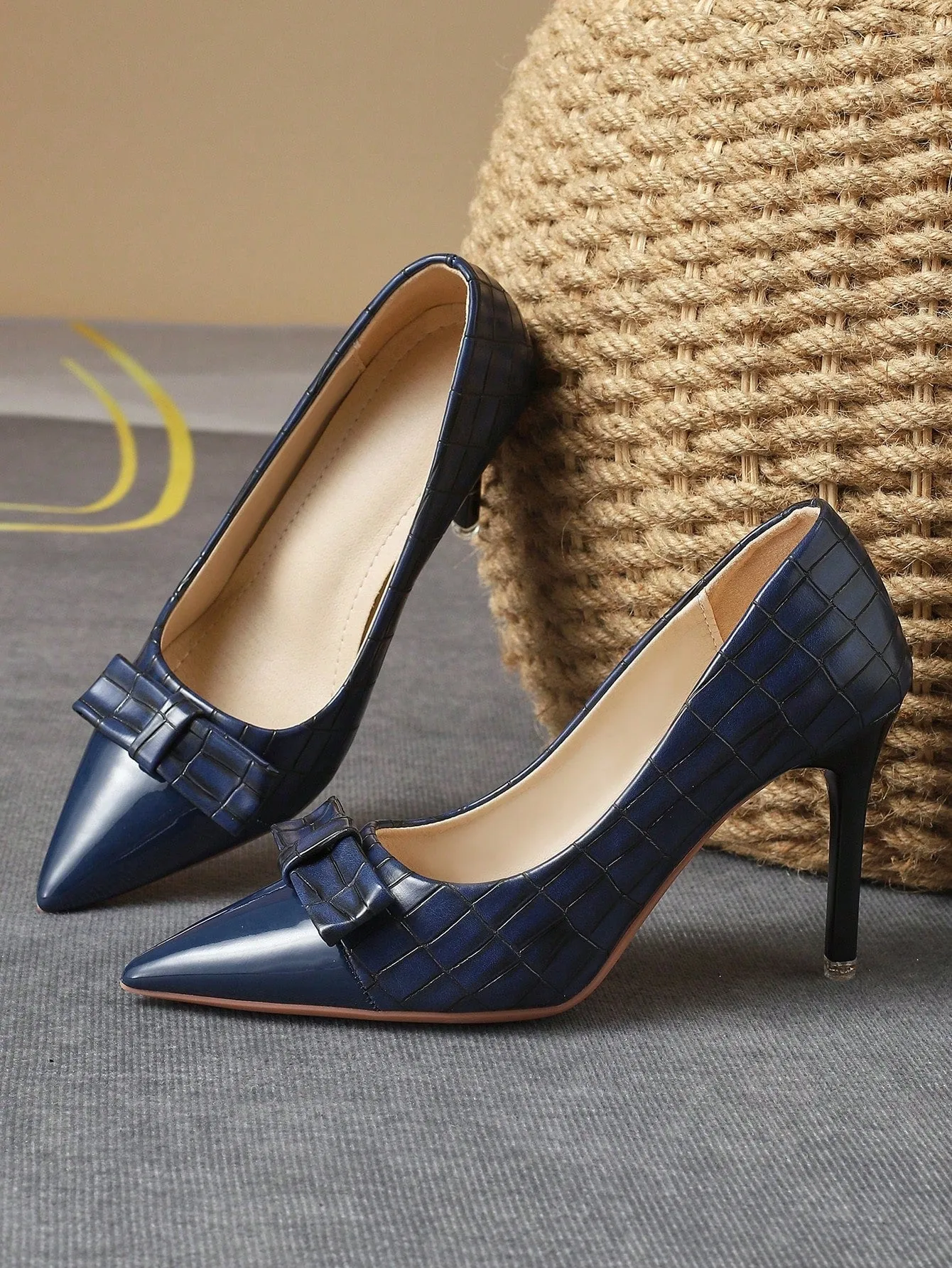 Pointed Toe Shallow Mouth High Heel Pump Shoes