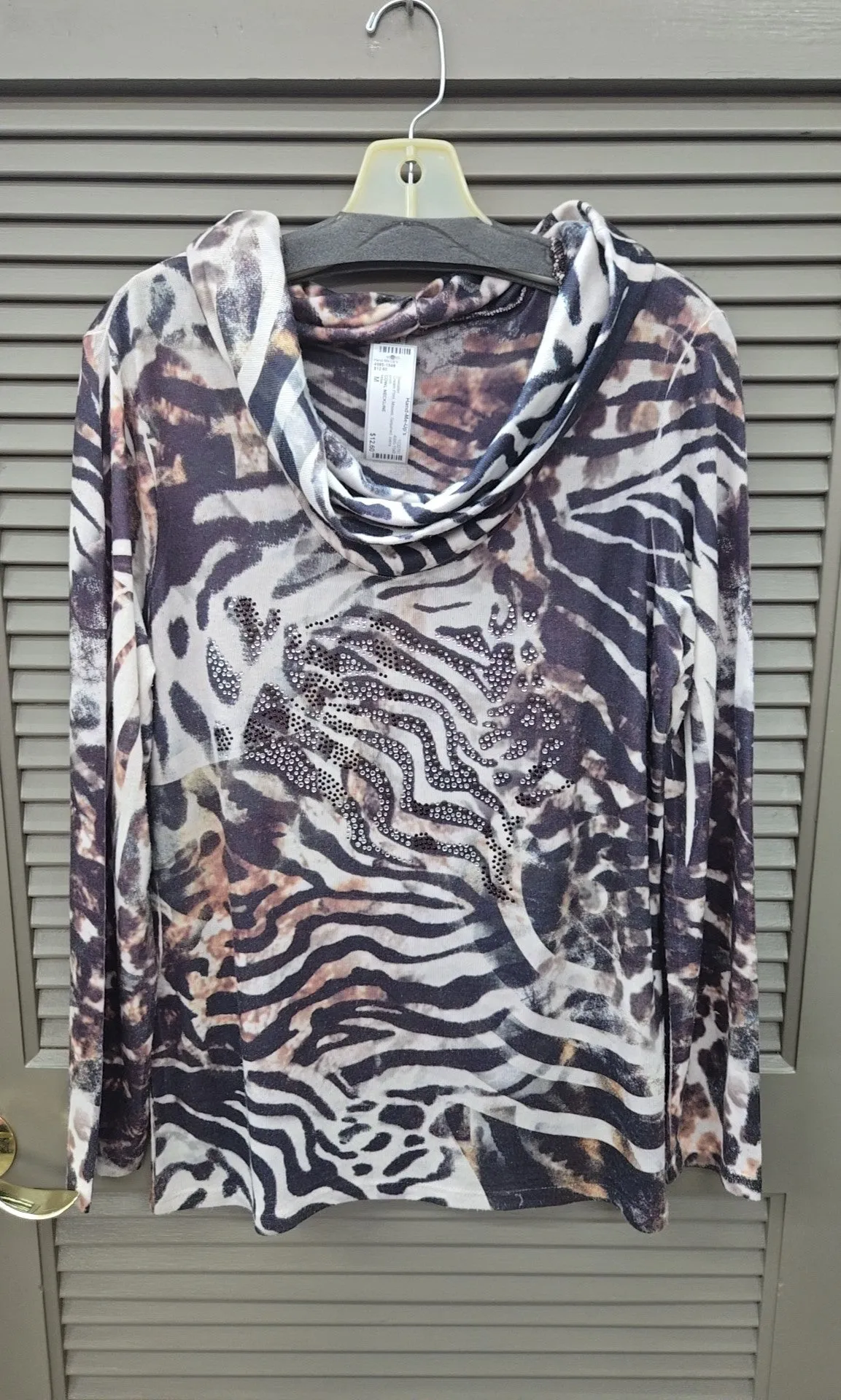 reba Size M Sweater