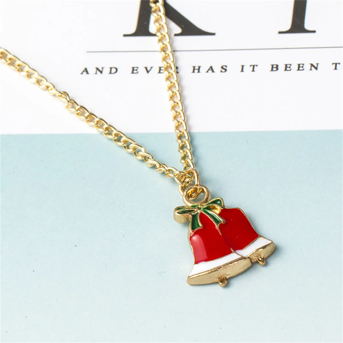 Red & Green Bow Bells Pendant Necklace Set
