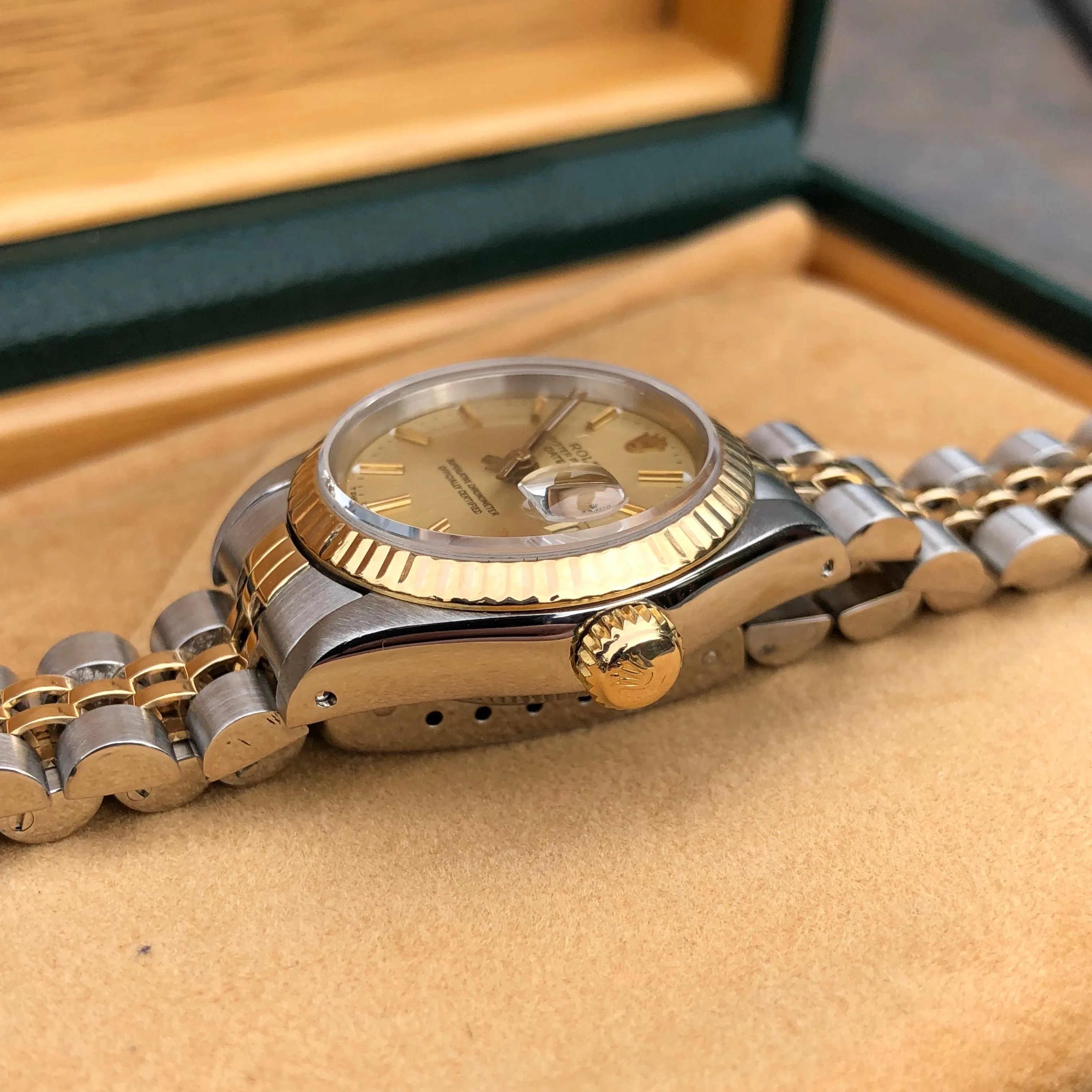 Rolex Datejust 69173 Ladies Two Tone Champagne Stick Dial Steel 18K Gold Jubilee Wristwatch
