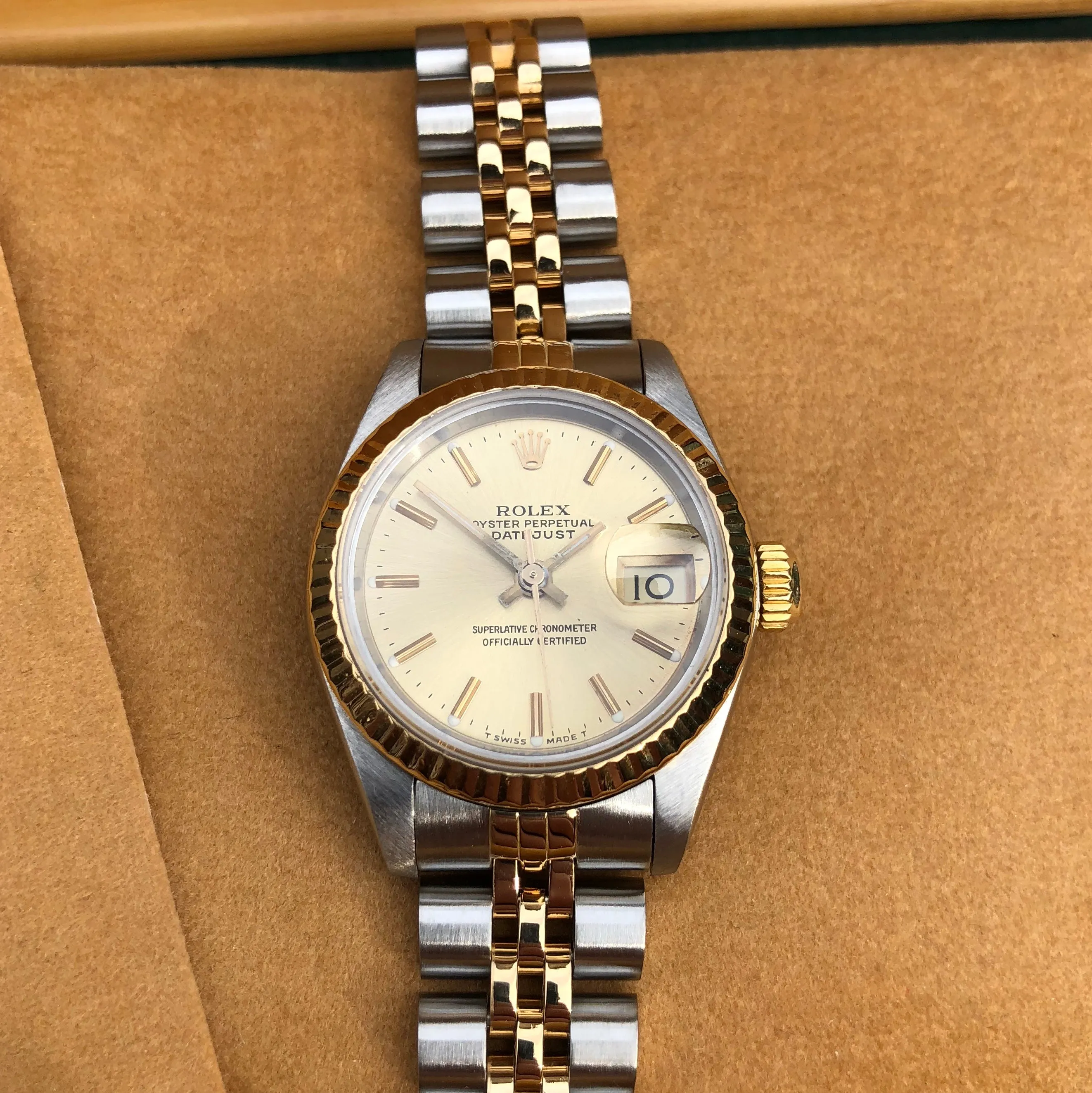 Rolex Datejust 69173 Ladies Two Tone Champagne Stick Dial Steel 18K Gold Jubilee Wristwatch